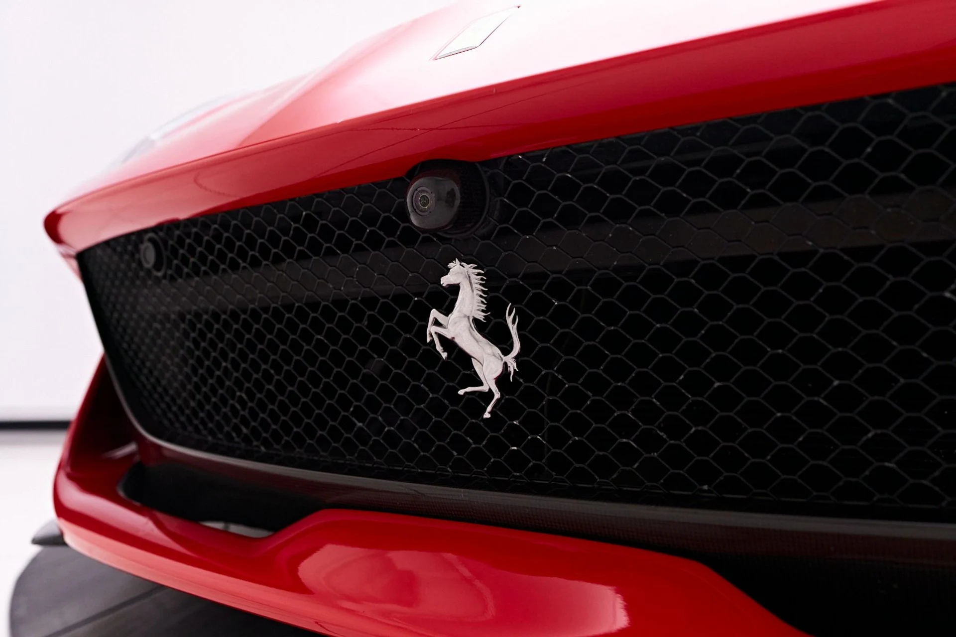mph019_2280755590_Used_2018_Ferrari_812_Superfast_Base_1746047538_1847e31eb8
