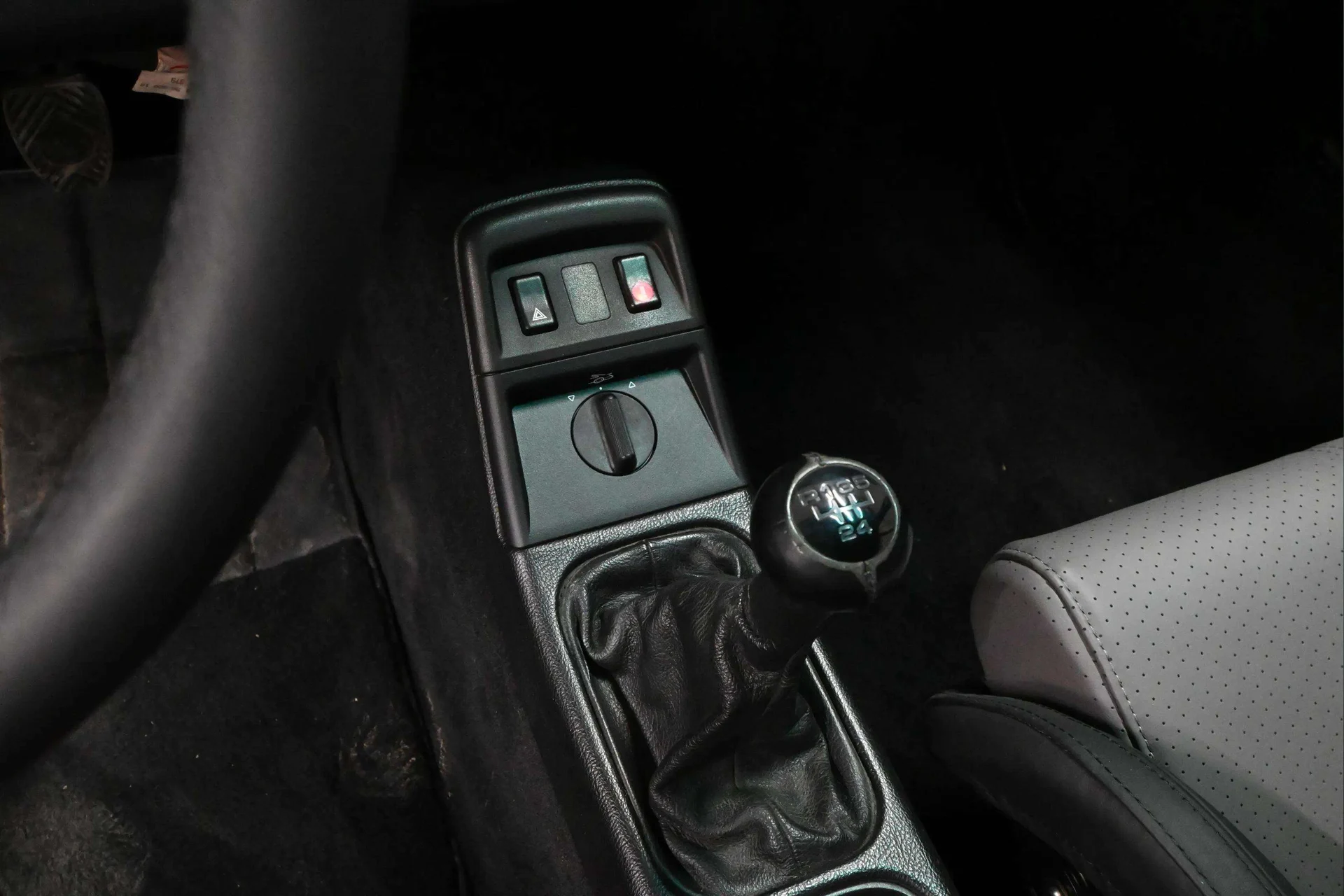 mph019_228629420_3c04cf57_8e89_44a2_b380_66c894344439_e07e18433f