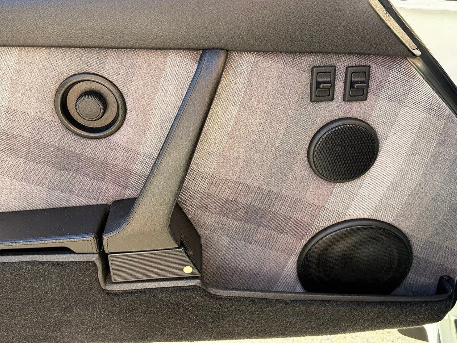 mph019_2288898312_5ea27670fb6769acef31c76072a3ffb8x_980c5072ba