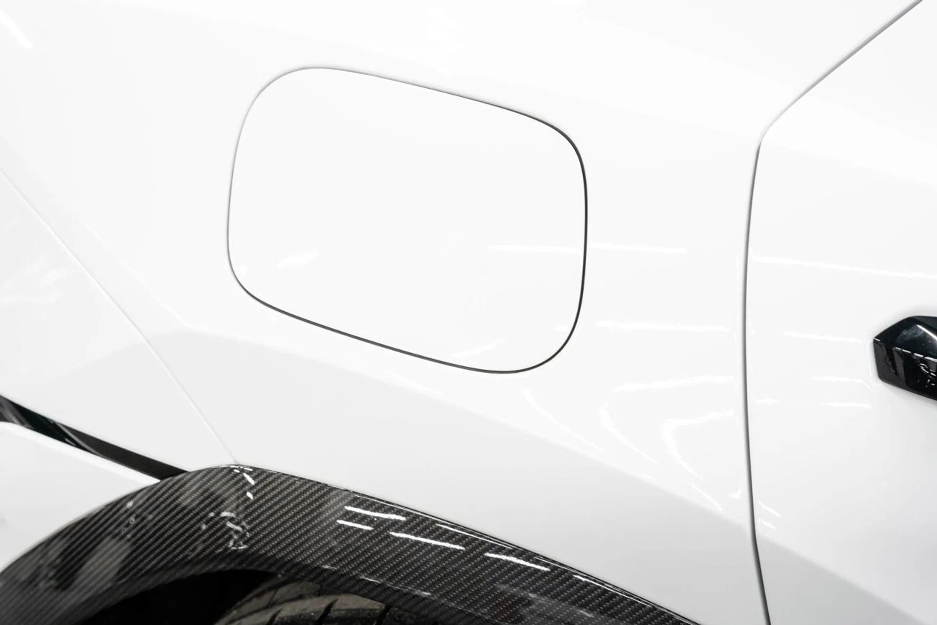 mph019_2289645370_lamborghini_urus_2023_d948e06462