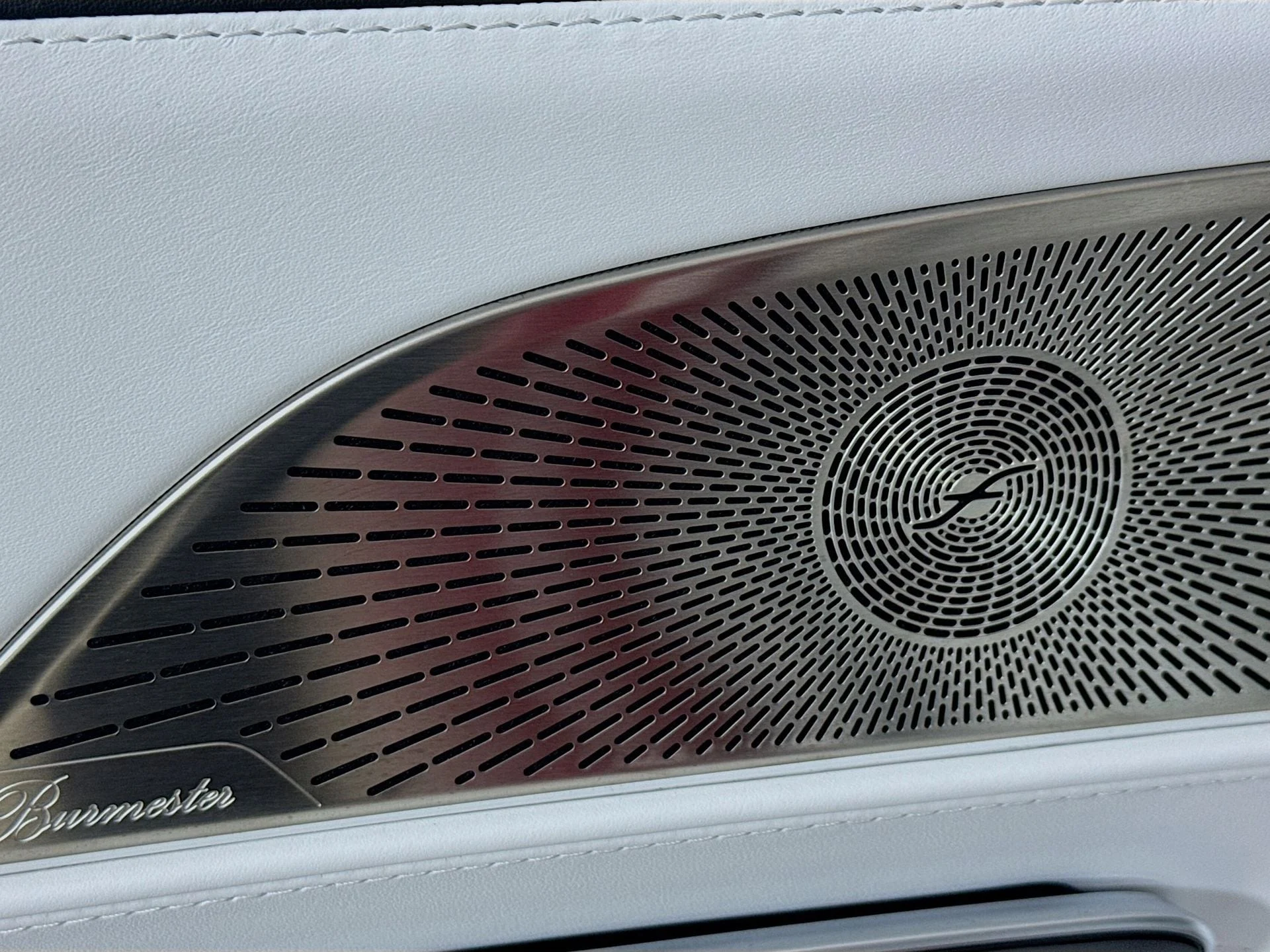 mph019_2292400482_51cfec923a2f0421d3a299a29513cc13x_bb8ac8a5b8