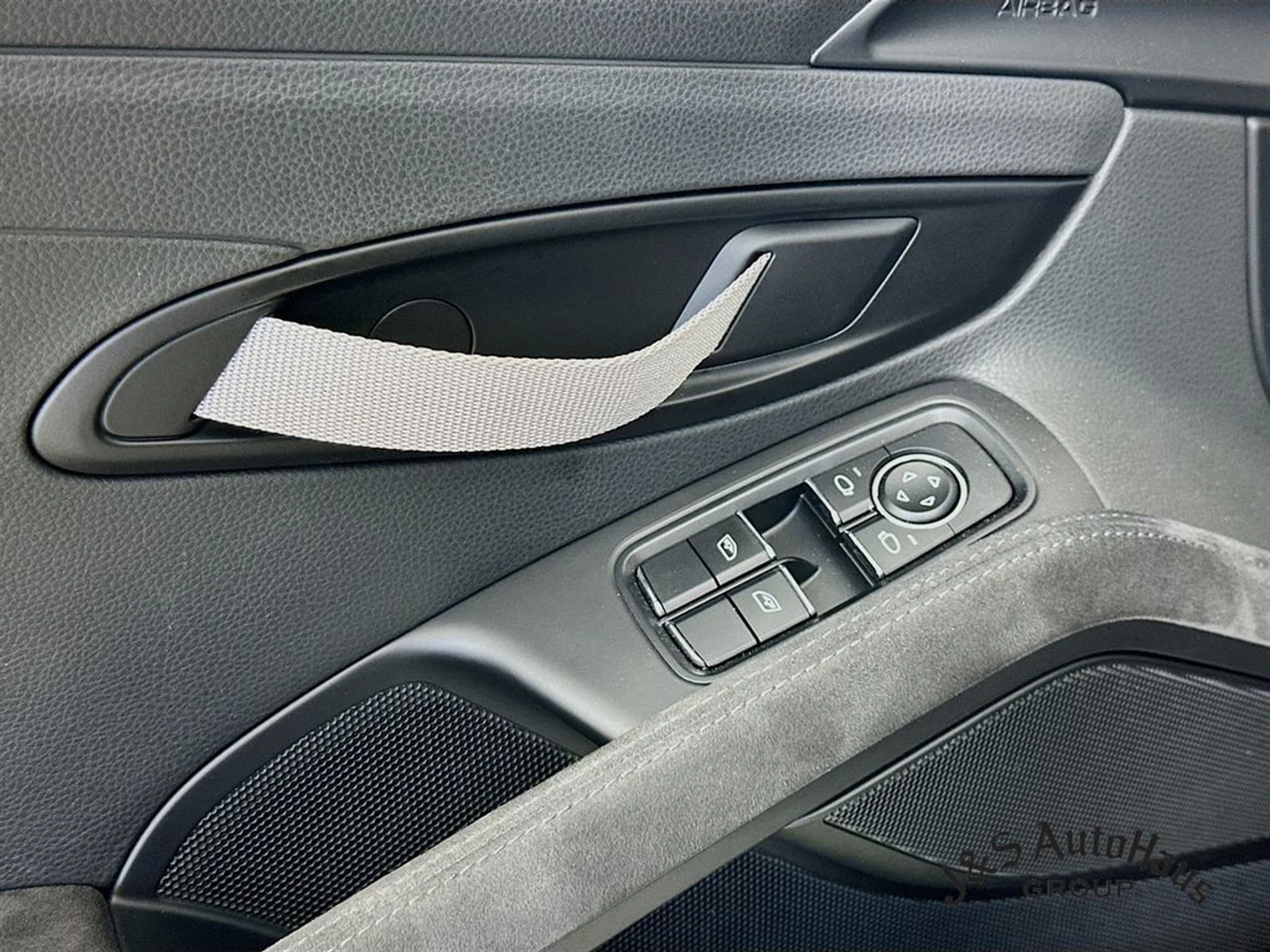 mph019_2302983948_qyxv9ahhj0q9r5xty2vvyiyx8hkk_413d4bdbcc