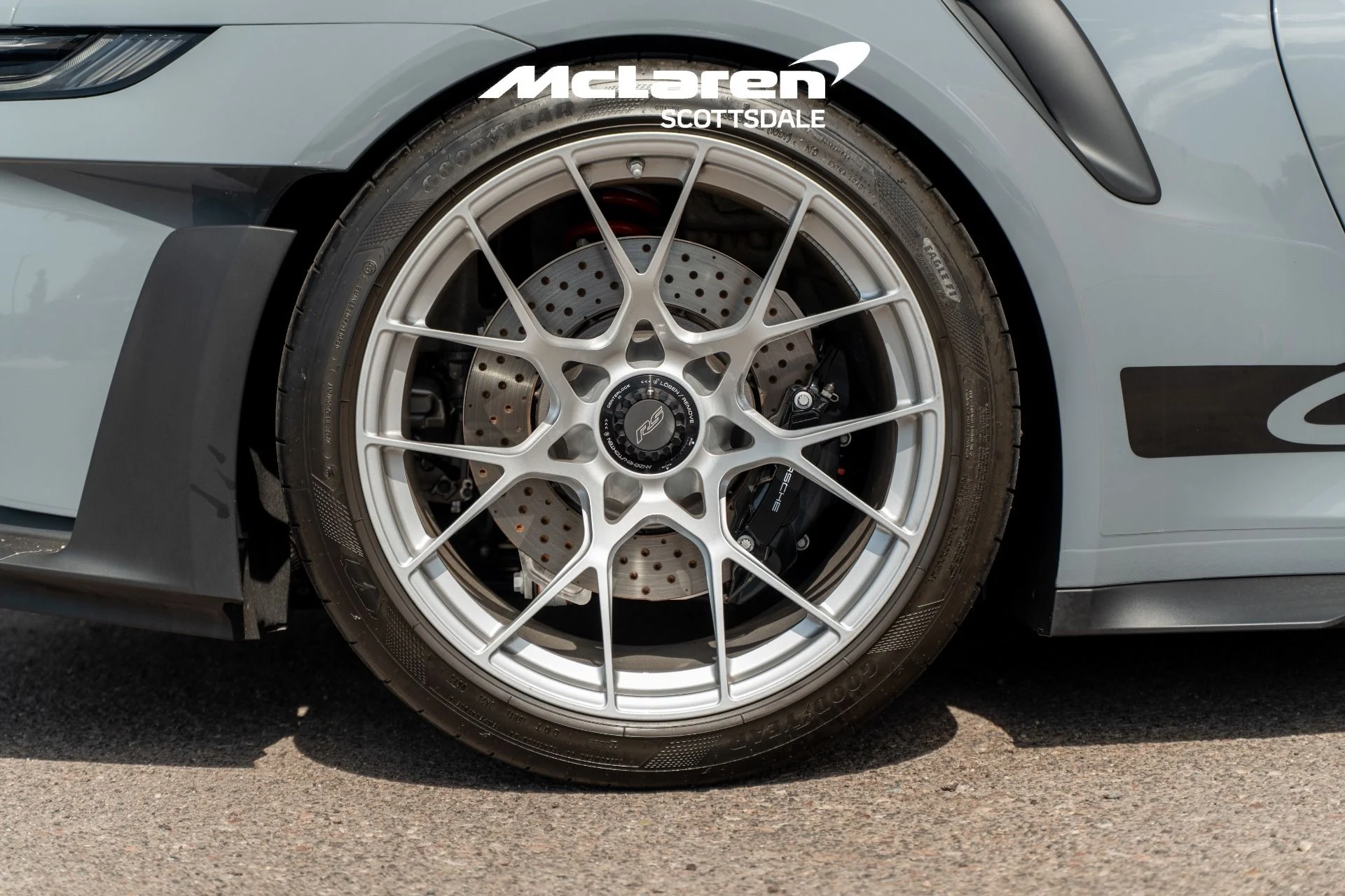 mph019_2304754944_Used_2023_PORSCHE_911_GT_3_RS_1755385414_3817b3f705