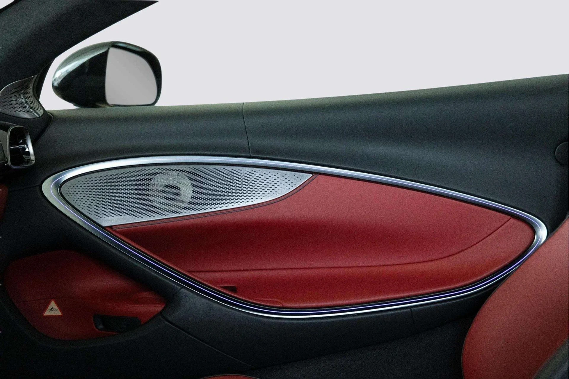 mph019_2308592983_image_20_5c876f6e6a