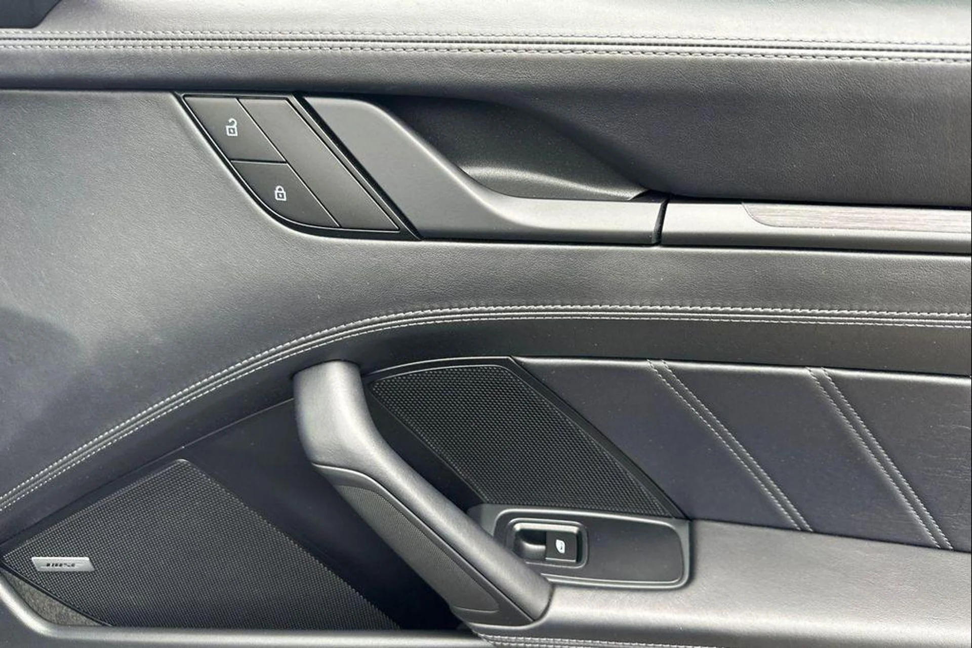 mph019_2310985378_0j_QW_Bv_RX_9_Ho_Jp_Pk_Plqg6_KY_Vzvu_M_0c637cebe9