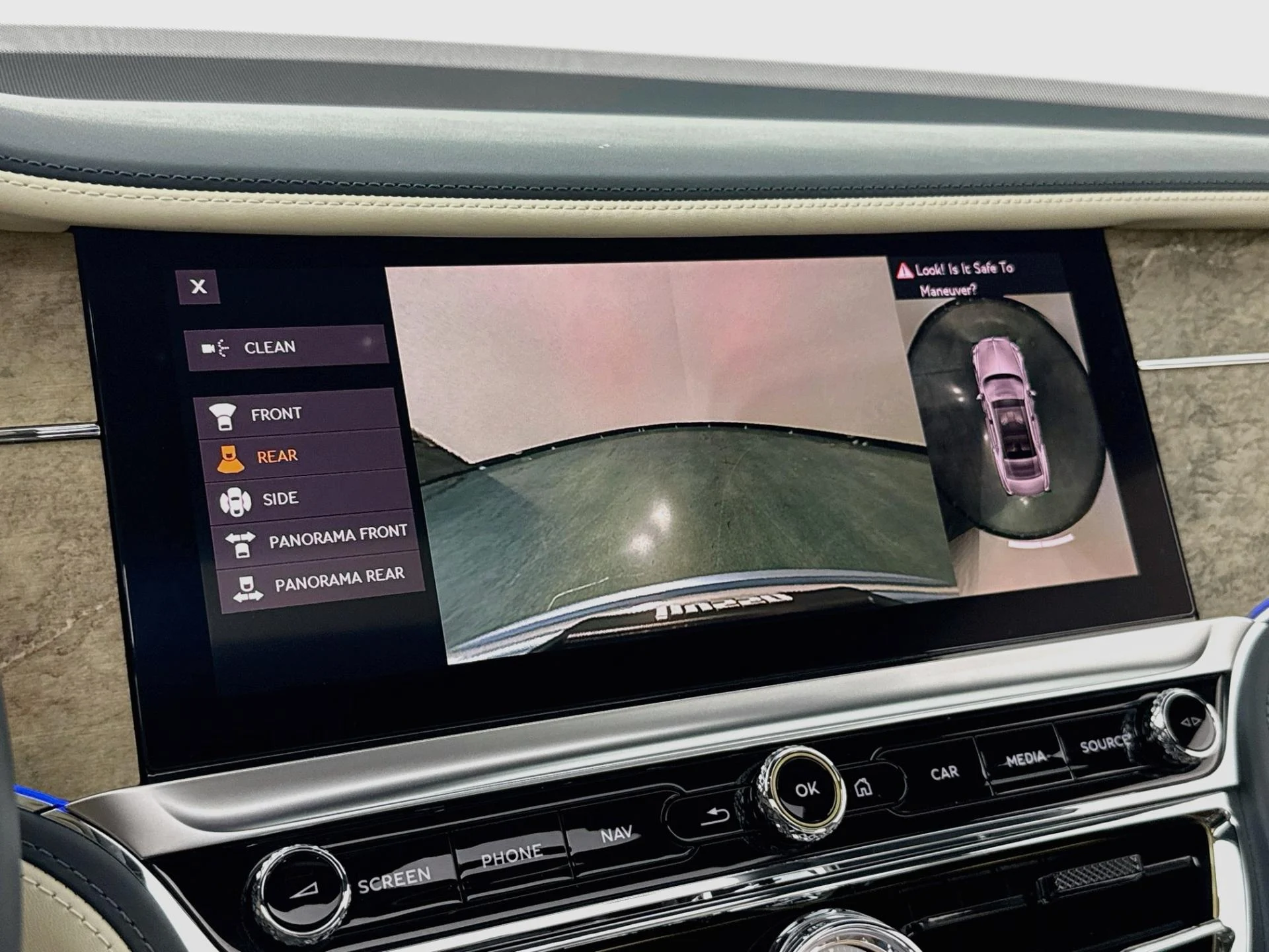 mph019_2320425020_Used_2022_Bentley_Flying_Spur_V8_1787092883_47c3055f0c