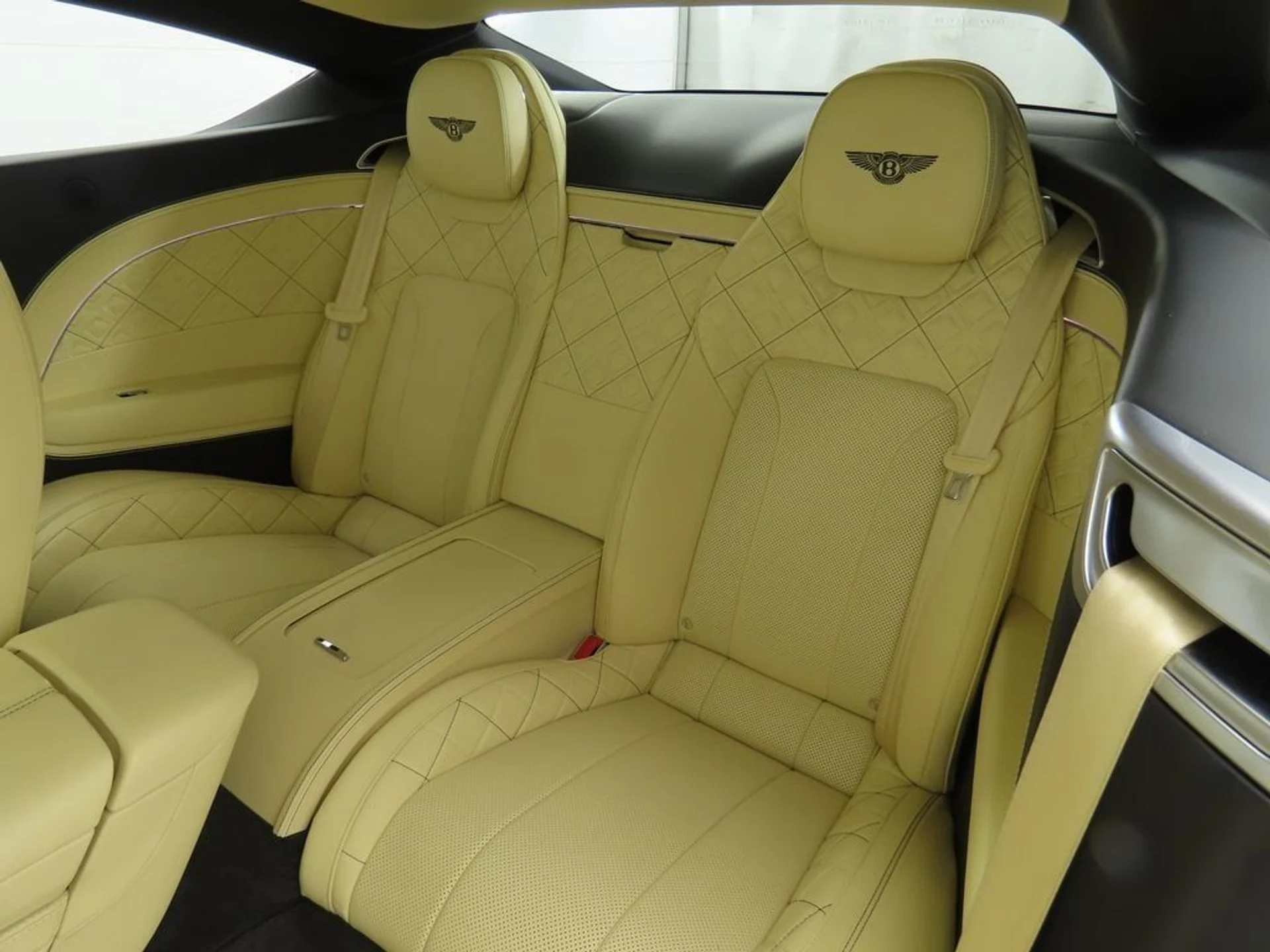 mph019_2320696597_used_2020_bentley_continental_gtv8firsteditioncoupe_8119_22962134_20_1024_bd02afcf89