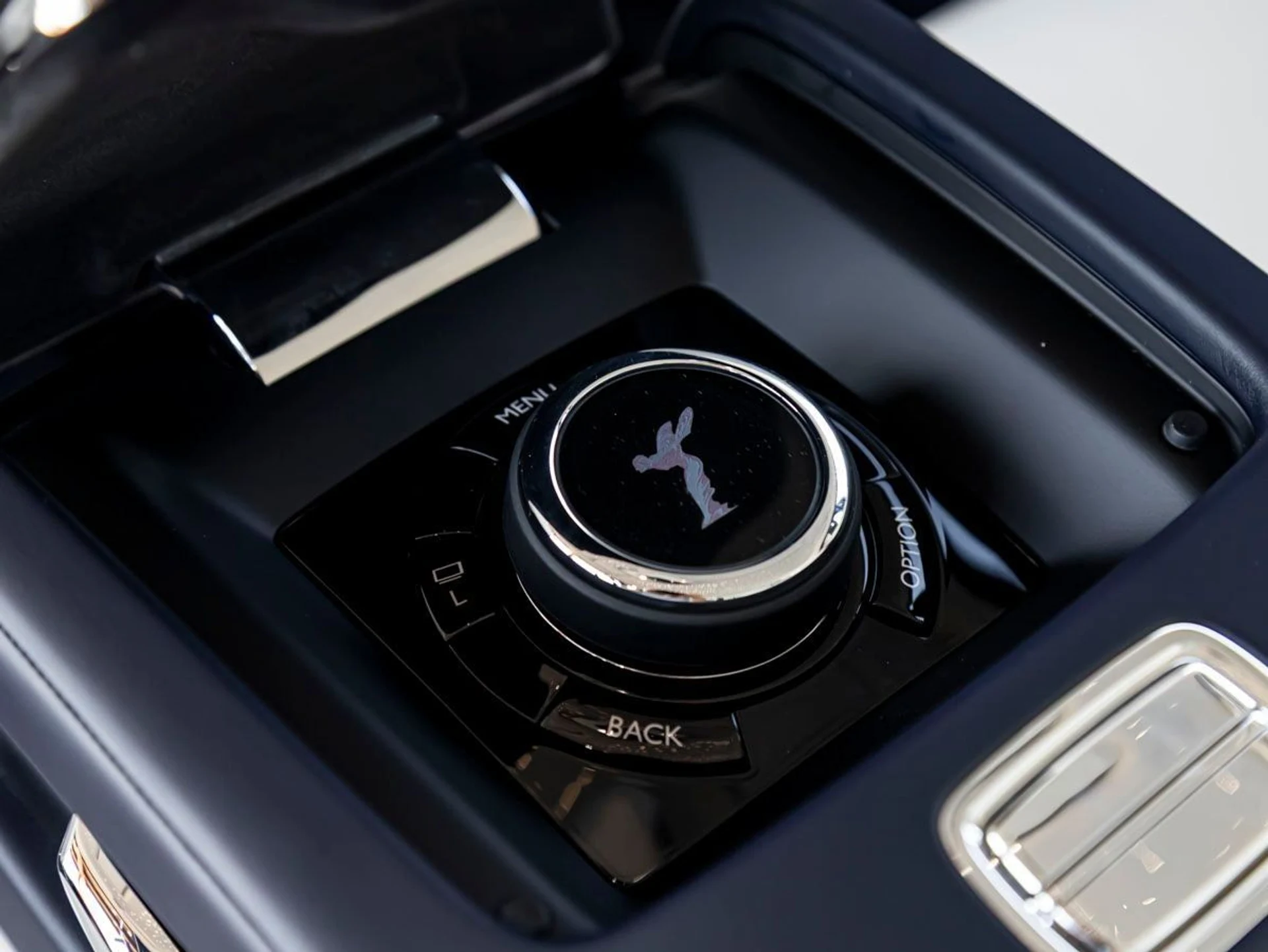 mph019_2321587778_20_b8ed692d68