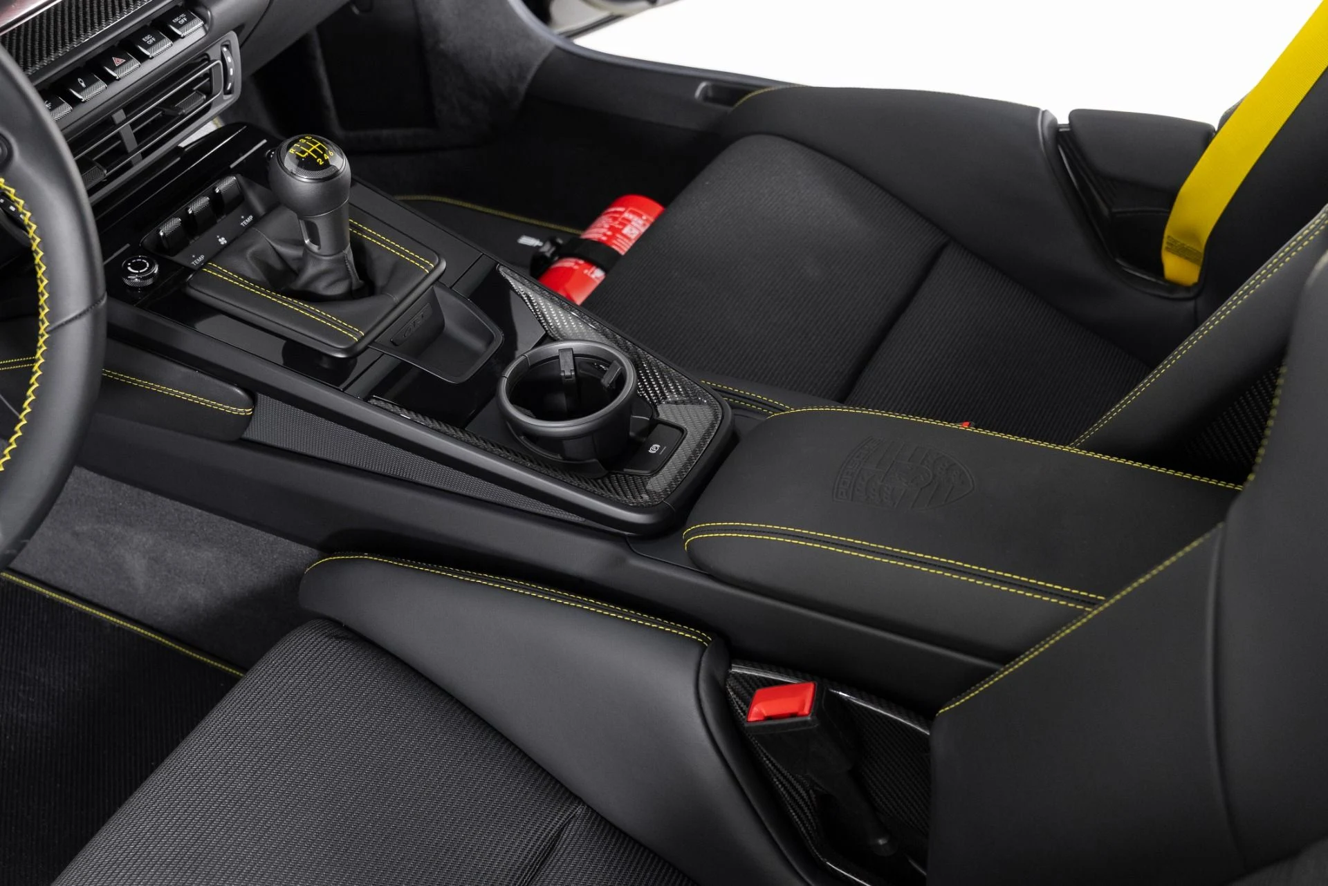 mph019_2328323535_Used_2024_Porsche_911_GT_3_Touring_1750205314_5a7b4d72b2