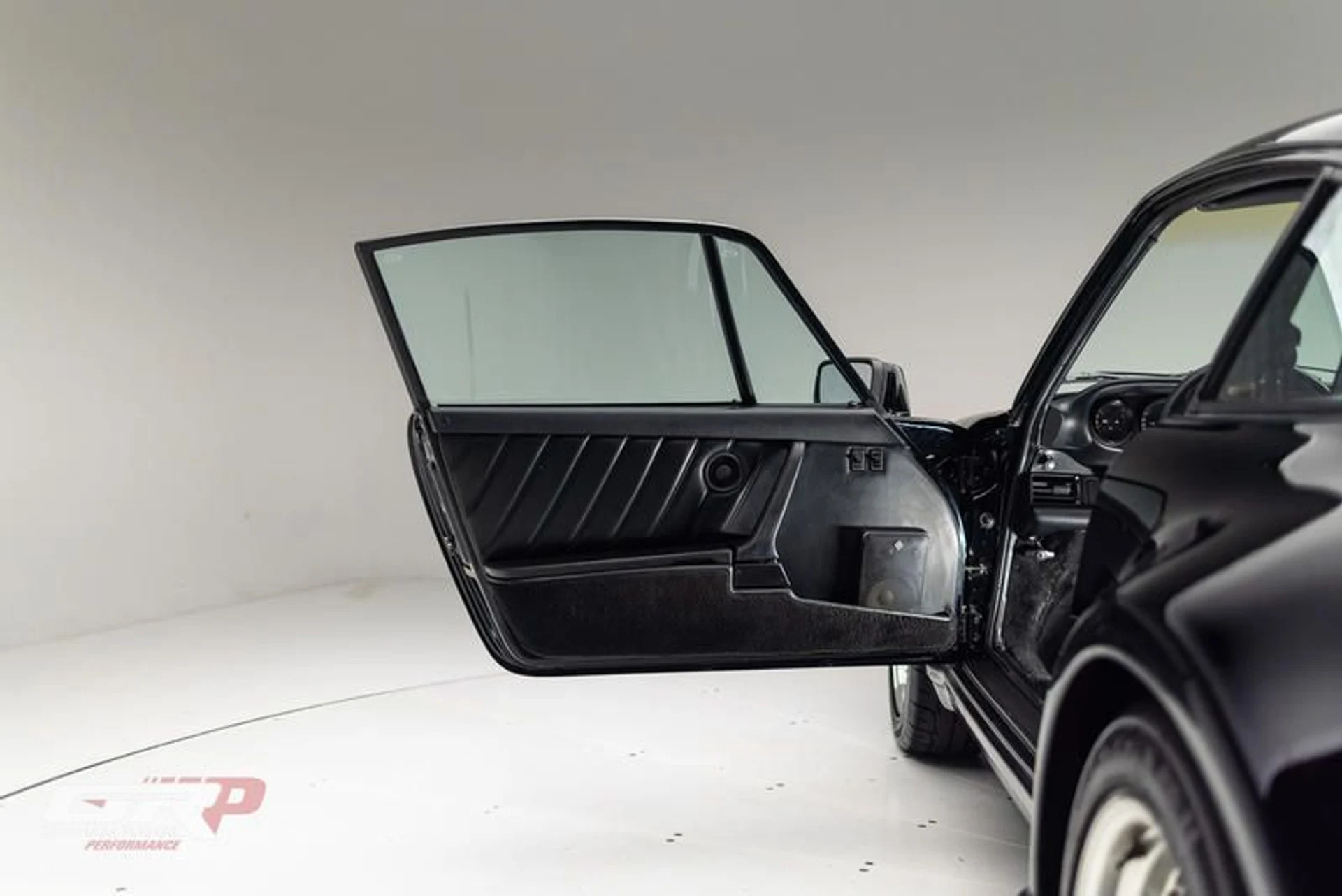 mph019_2331255963_62_FAA_20_F_A038_4_F71_AFA_9_3_FC_7_E232_F4_F4_d4032bb9b1