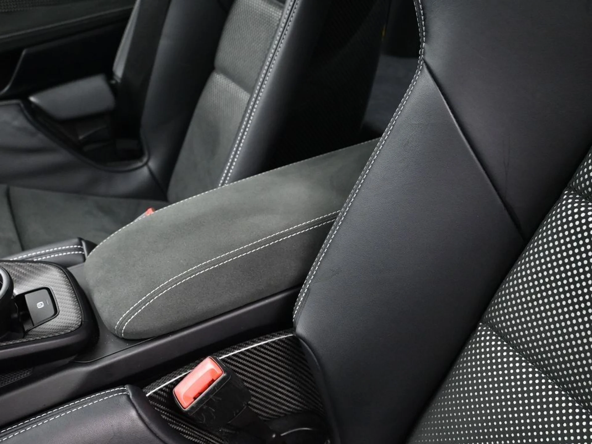 mph019_2337412547_1b36fac68710e45b794b92af910ab5c0x_d2fcbd1521