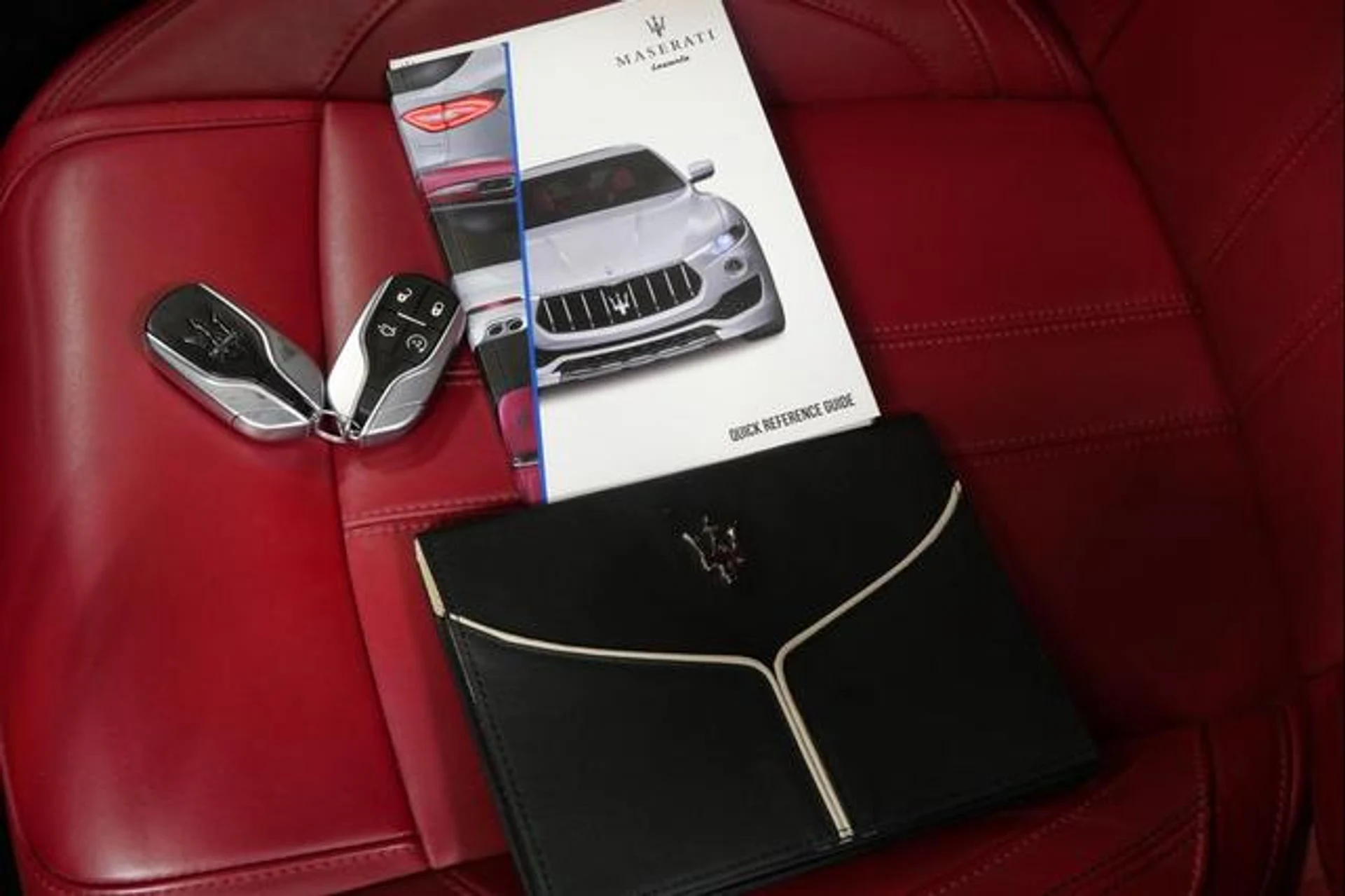 mph019_2352059918_Mn_Vwt2hl_F_Mgco_Ot6_H_1_VM_5_XJ_8g8_15d1e0029b