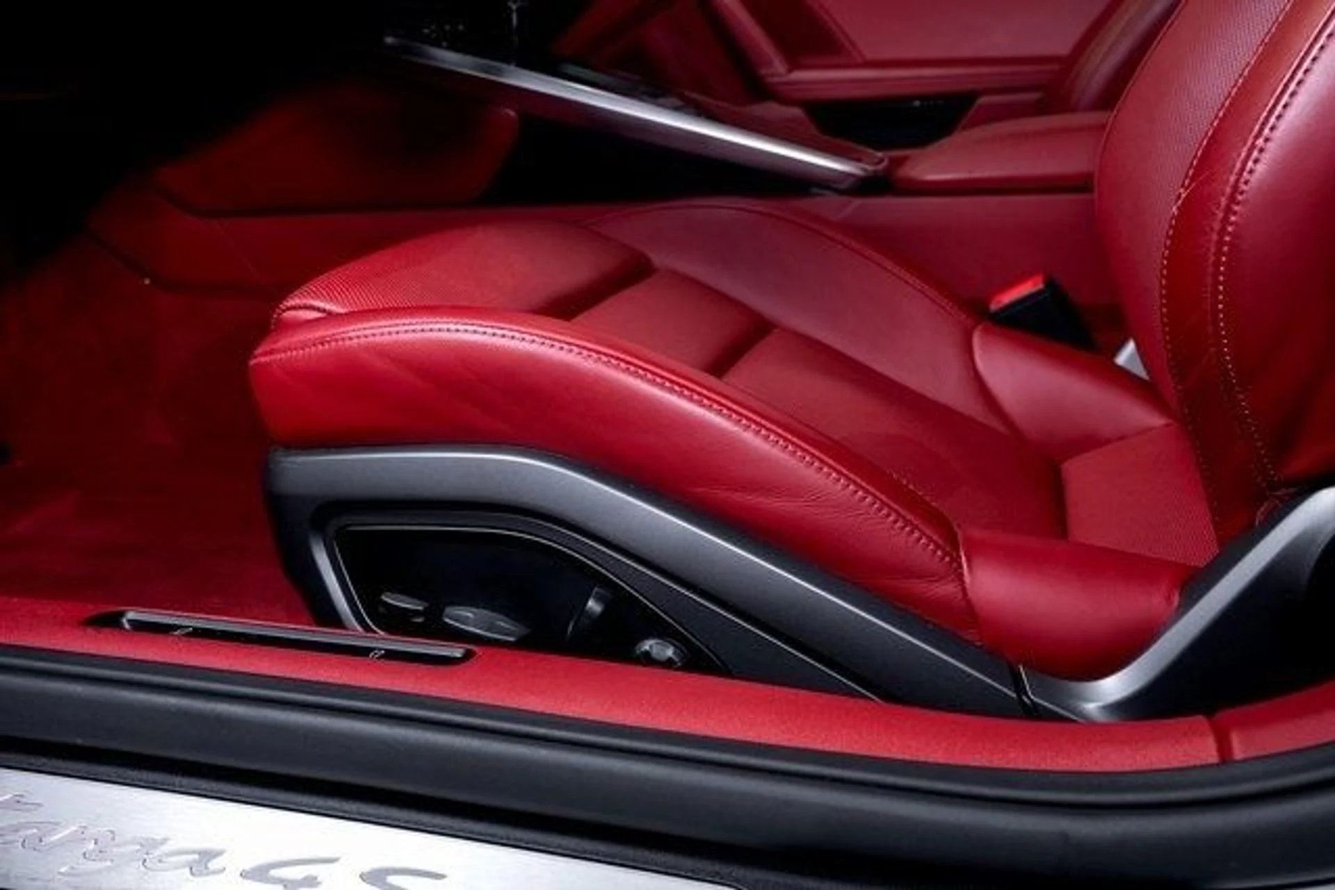 mph019_2352533436_1ab09582a1f1ac7967a229928a04c663x_1234ff9f10