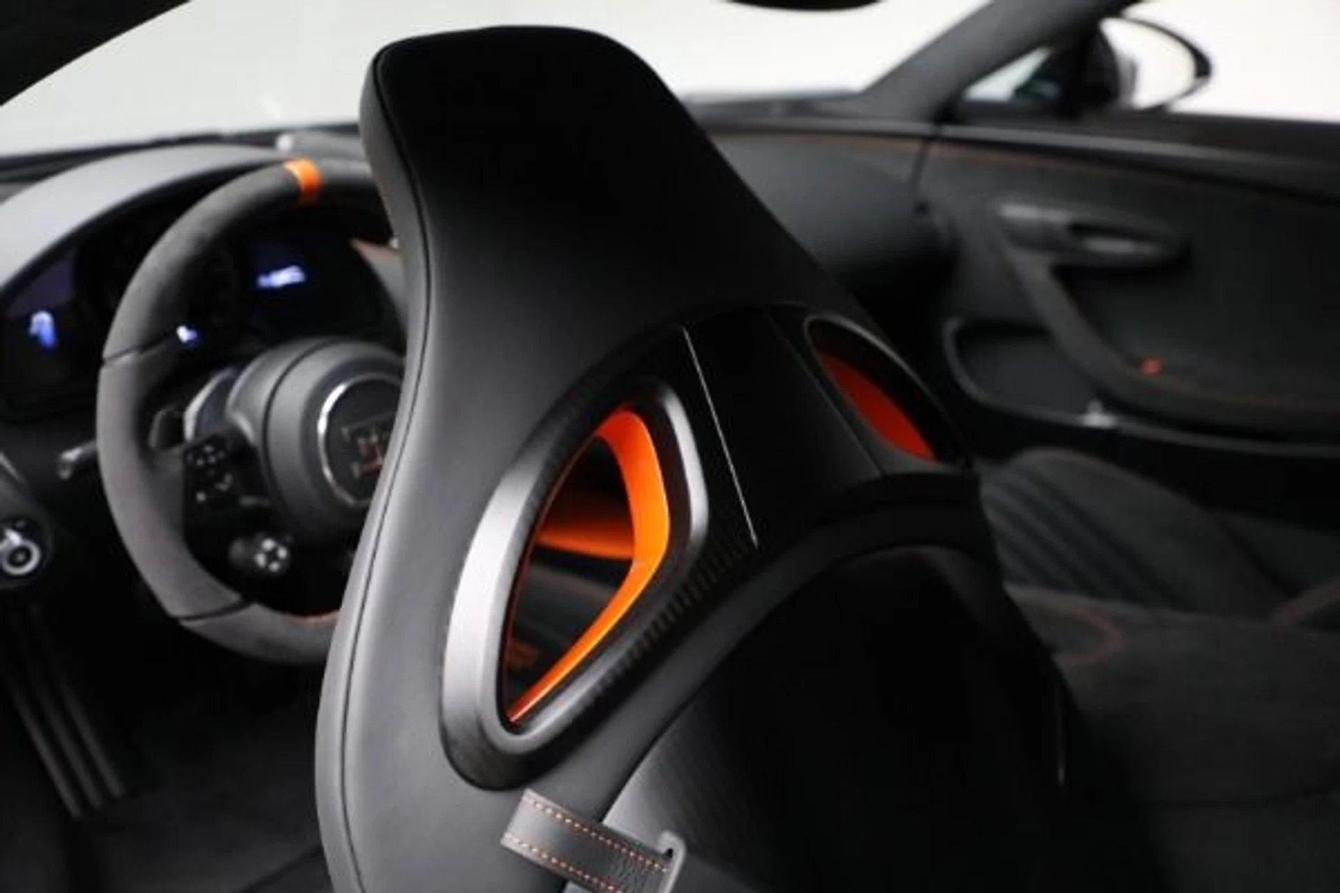 mph019_2352628888_Used_2022_Bugatti_Chiron_Super_Sport_b42c6b51dd