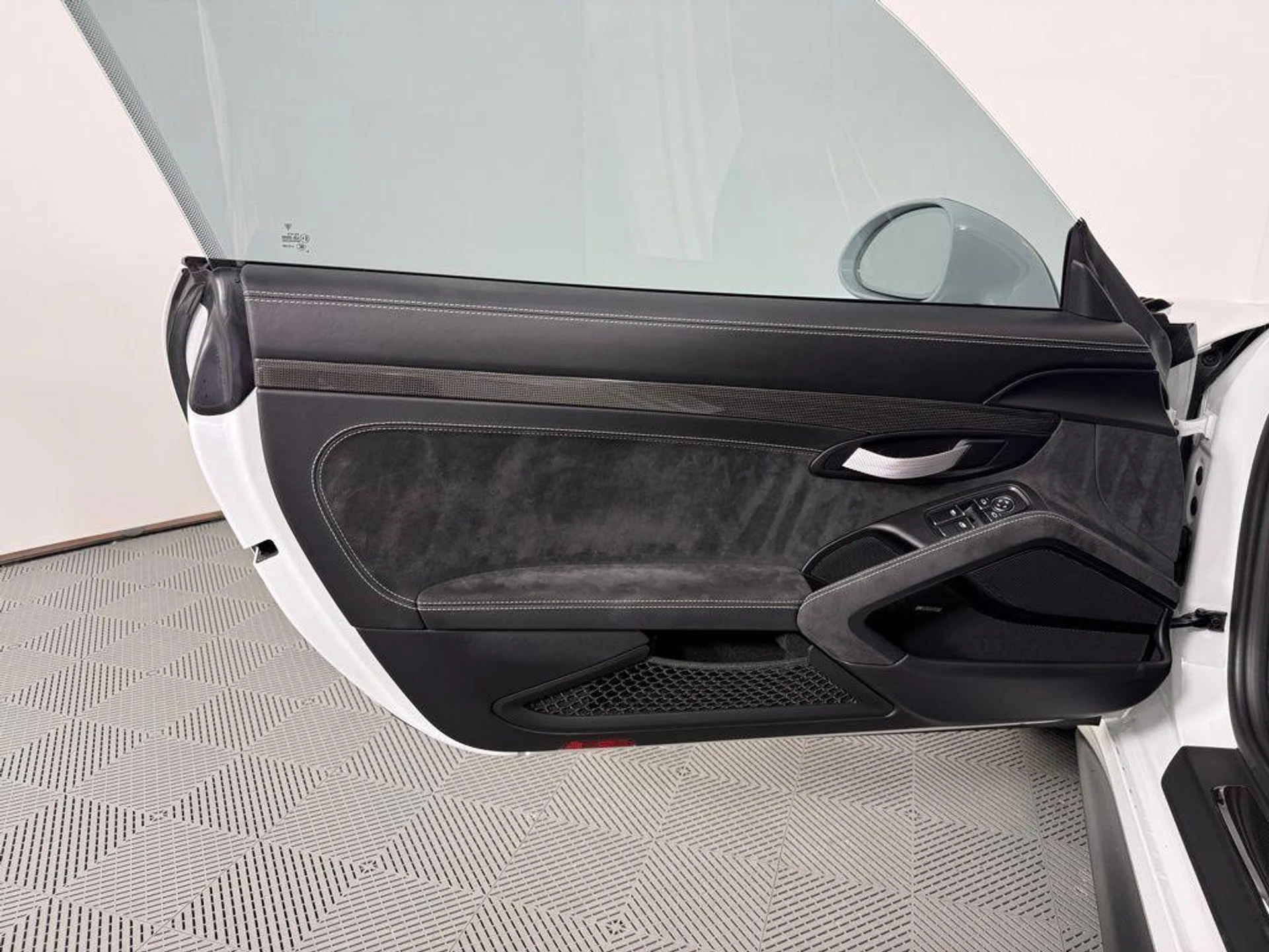 mph019_2353080521_Kfx5_Rl_P5_NS_Dr_E1pvci3_Fk_Fs_W_Mt0_a8b0e03ae9