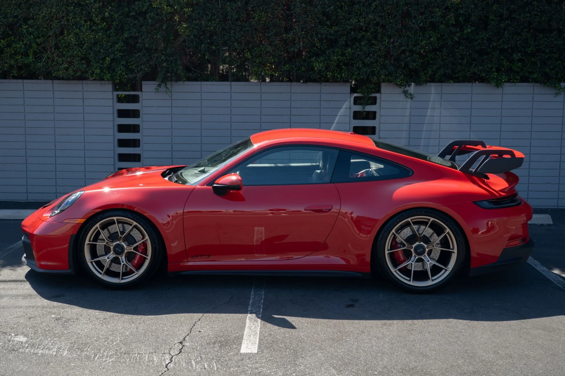 mph019_2356781505_Used_2022_Porsche_911_GT_3_1757030198_80fb160f8d