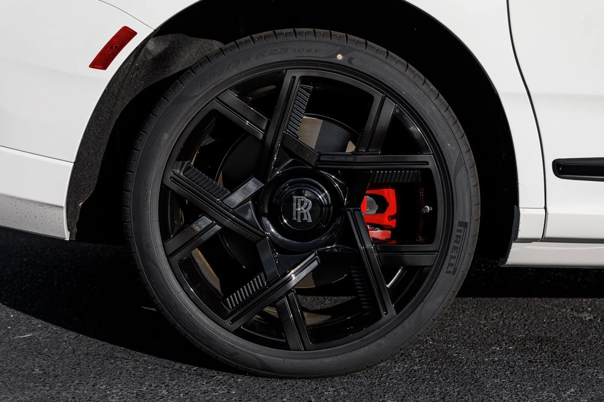 mph019_2367188065_54b98abda71fb74ef92feab29f655fe2x_14c66ba03b