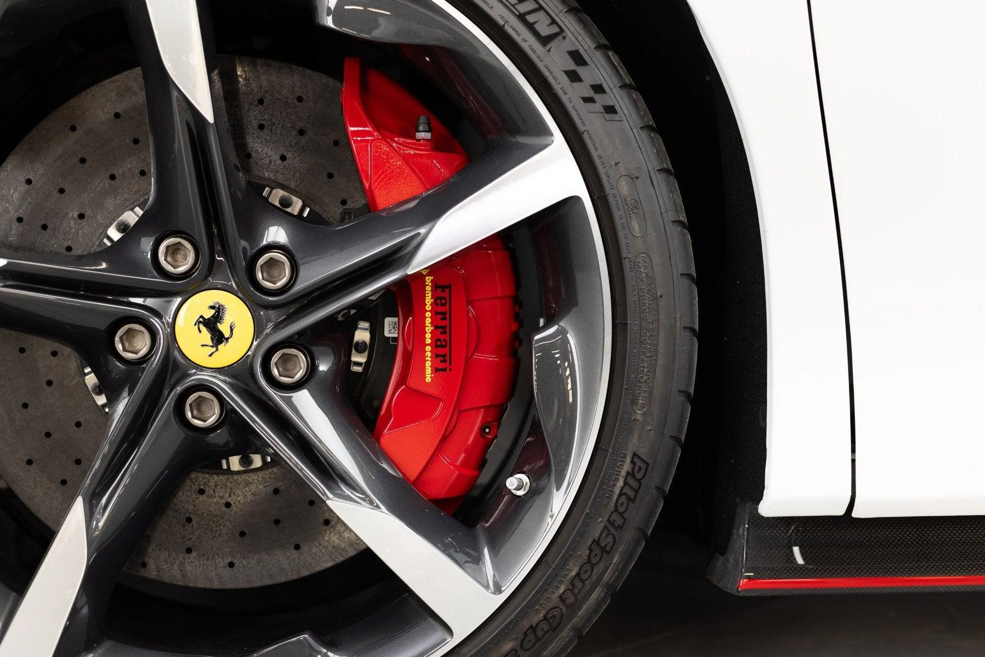 mph019_2374994602_Used_2022_Ferrari_SF_90_Spider_1777382744_7babb2bee9