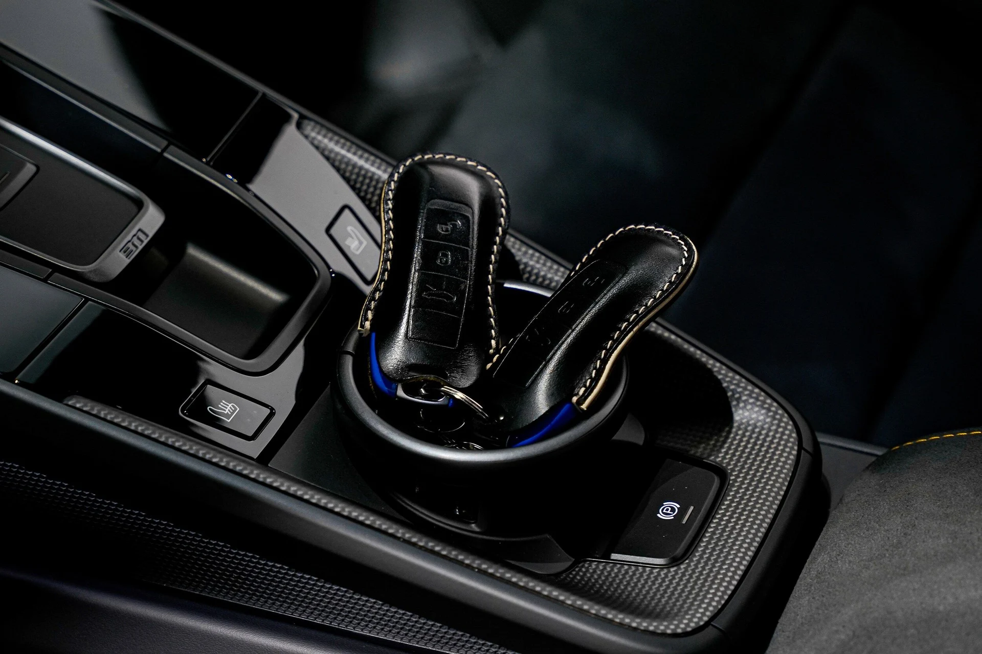 mph019_2376089841_eb07d6aa7918ca2e41909a699791568cx_ee607e8c69