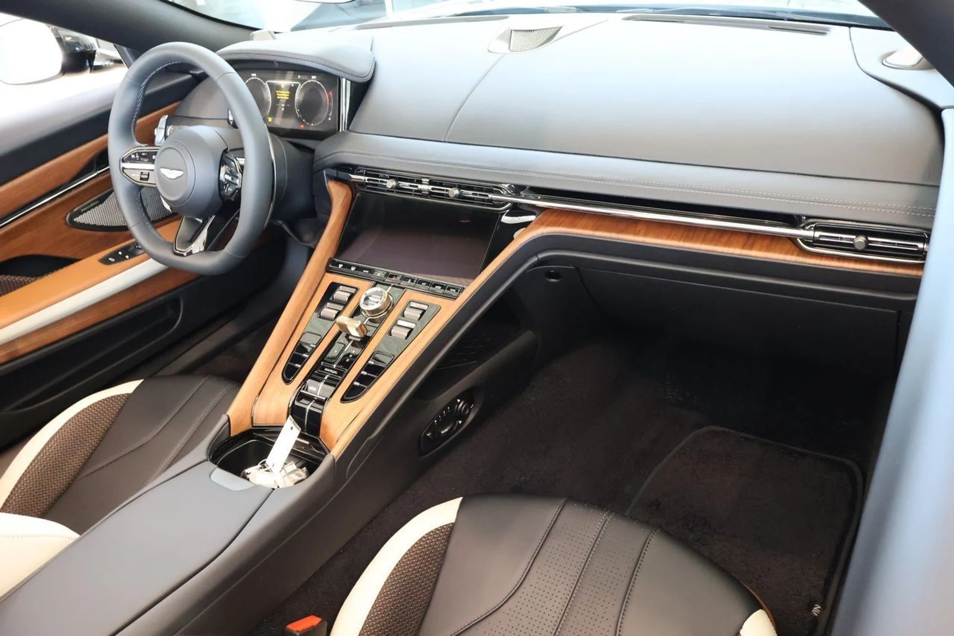 mph019_237730540_20_8bf3805299