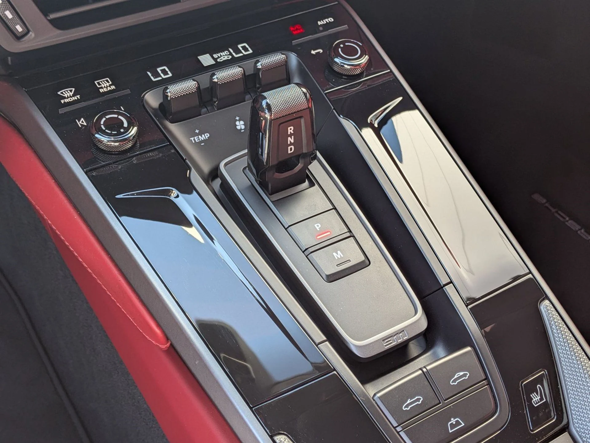 mph019_2381470472_fa64da5d139ebe3b19362a6d92288bb0x_4044bc588d