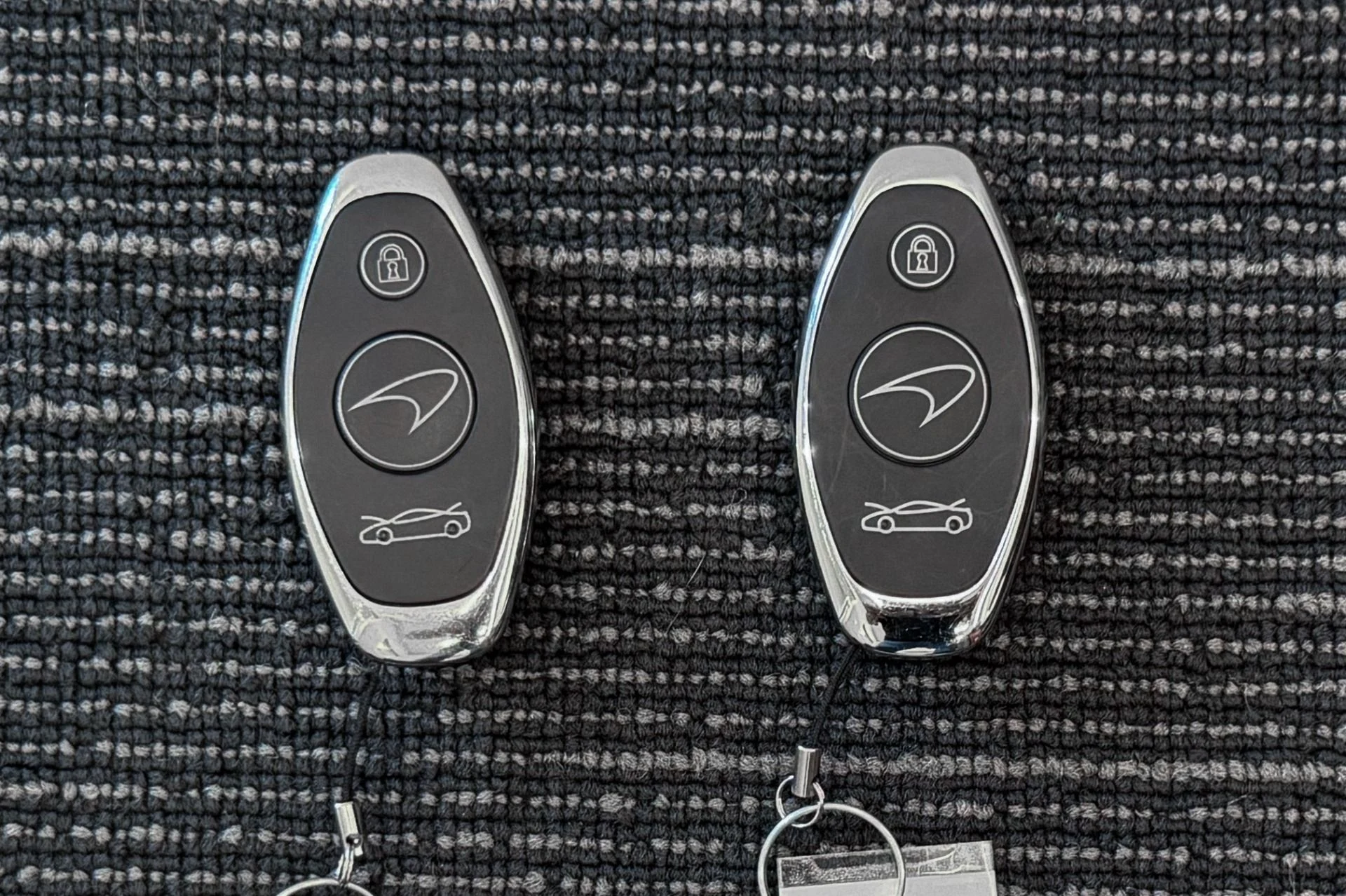mph019_2383243309_Used_2021_Mc_Laren_GT_Leather_and_Alcantara_Interior_Bowers_and_Wilkins_Audio_1785172366_051c411318