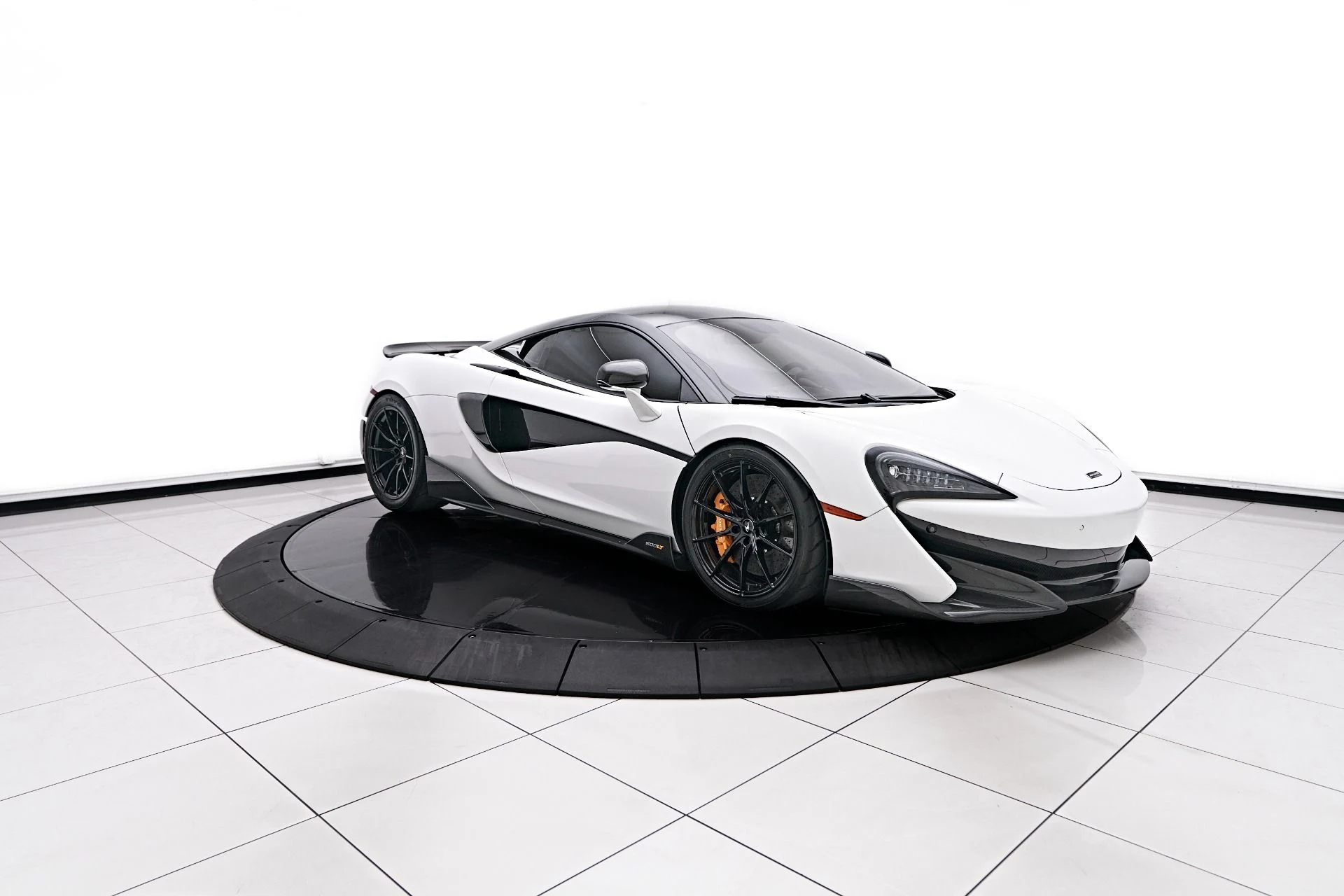 mph019_2383790034_Used_2019_Mc_Laren_600_LT_Base_1755991629_115a719949