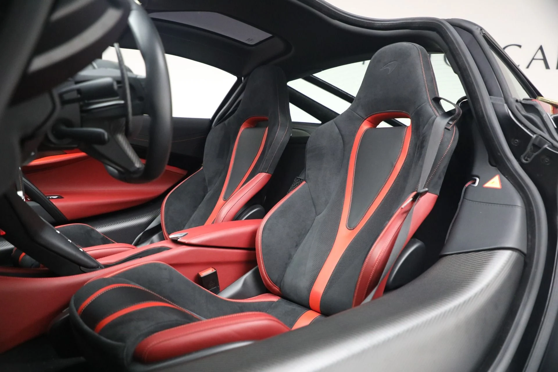 mph019_238810054_Used_2019_Mc_Laren_720_S_Performance_6fcb16637e