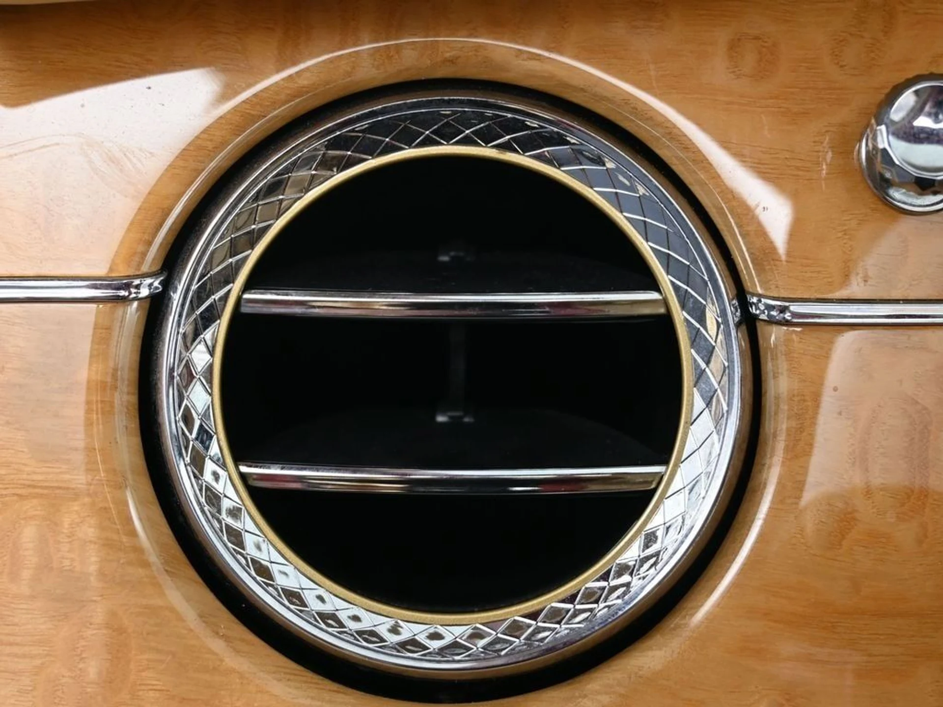 mph019_2390316172_392556c9ab36c4dd4686e309b87f1eb3x_77234dc1be