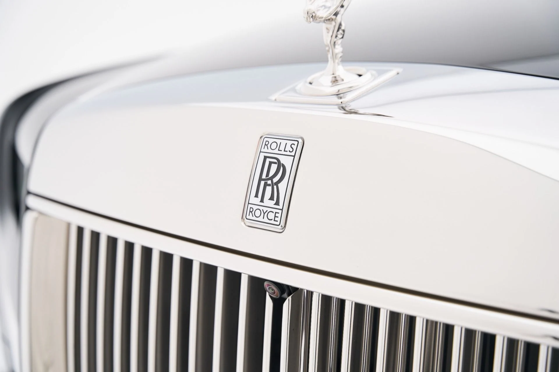 mph019_2403684897_Used_2026_Rolls_Royce_Phantom_Base_1792609432_a502737b37