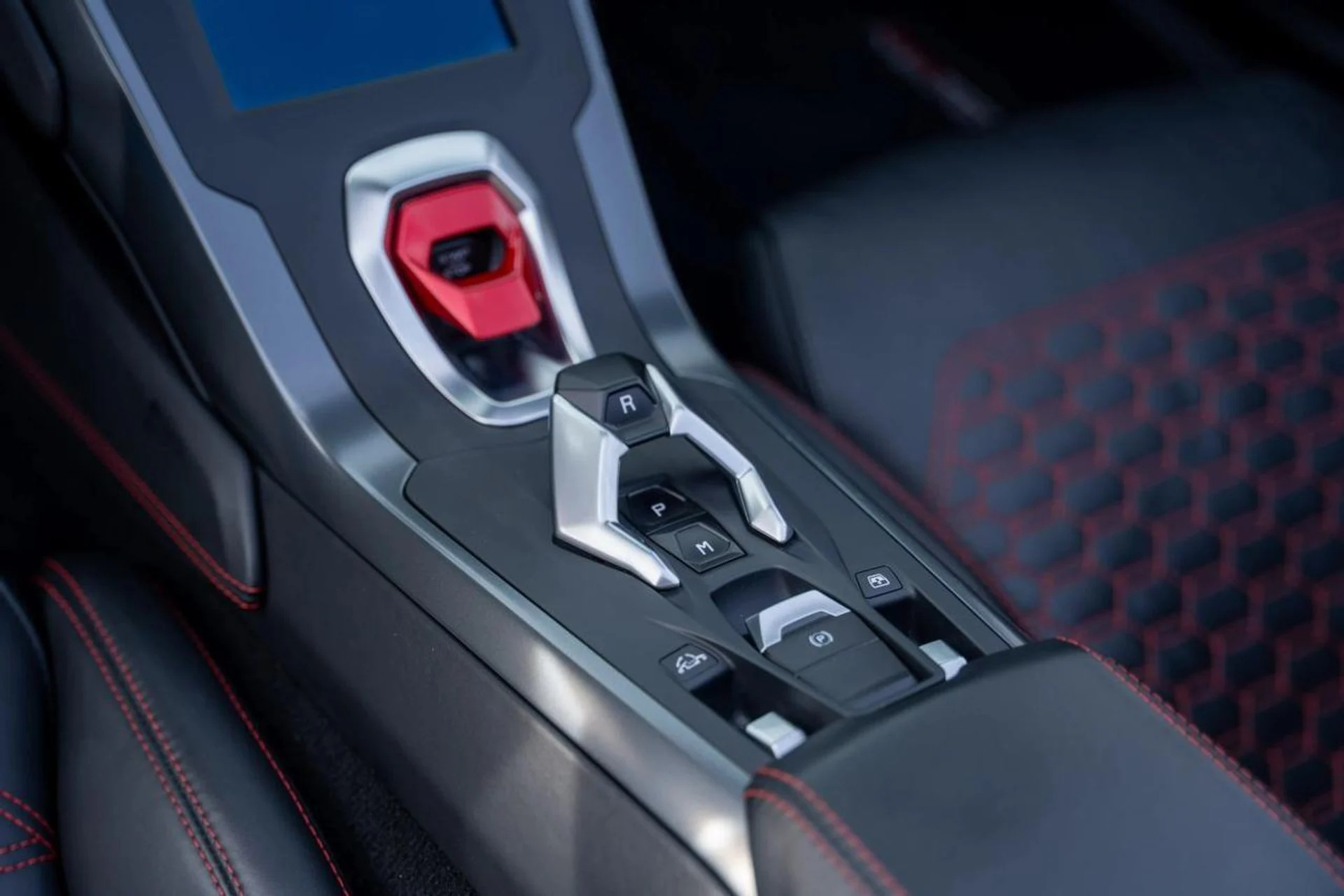 mph019_240483240_81d18d4124bb23de41db71f89829fecf_c92de65326