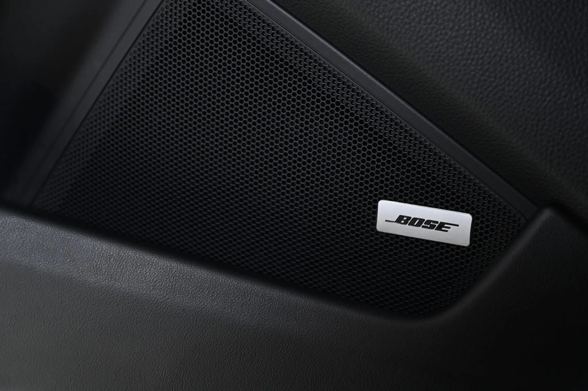 mph019_2408871654_15318be9cdf35b51d97b1ebe51cb4eb4x_14eb5812fc