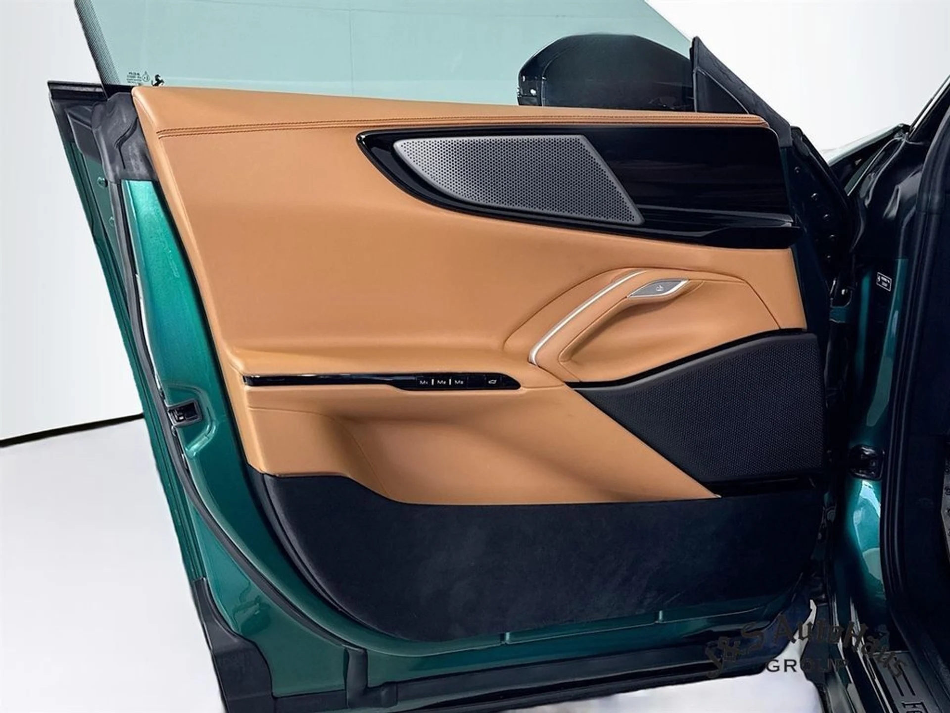 mph019_2410811388_p80cl6sz9r4xqvtypcy6xcecac5m_51bf4bbae9