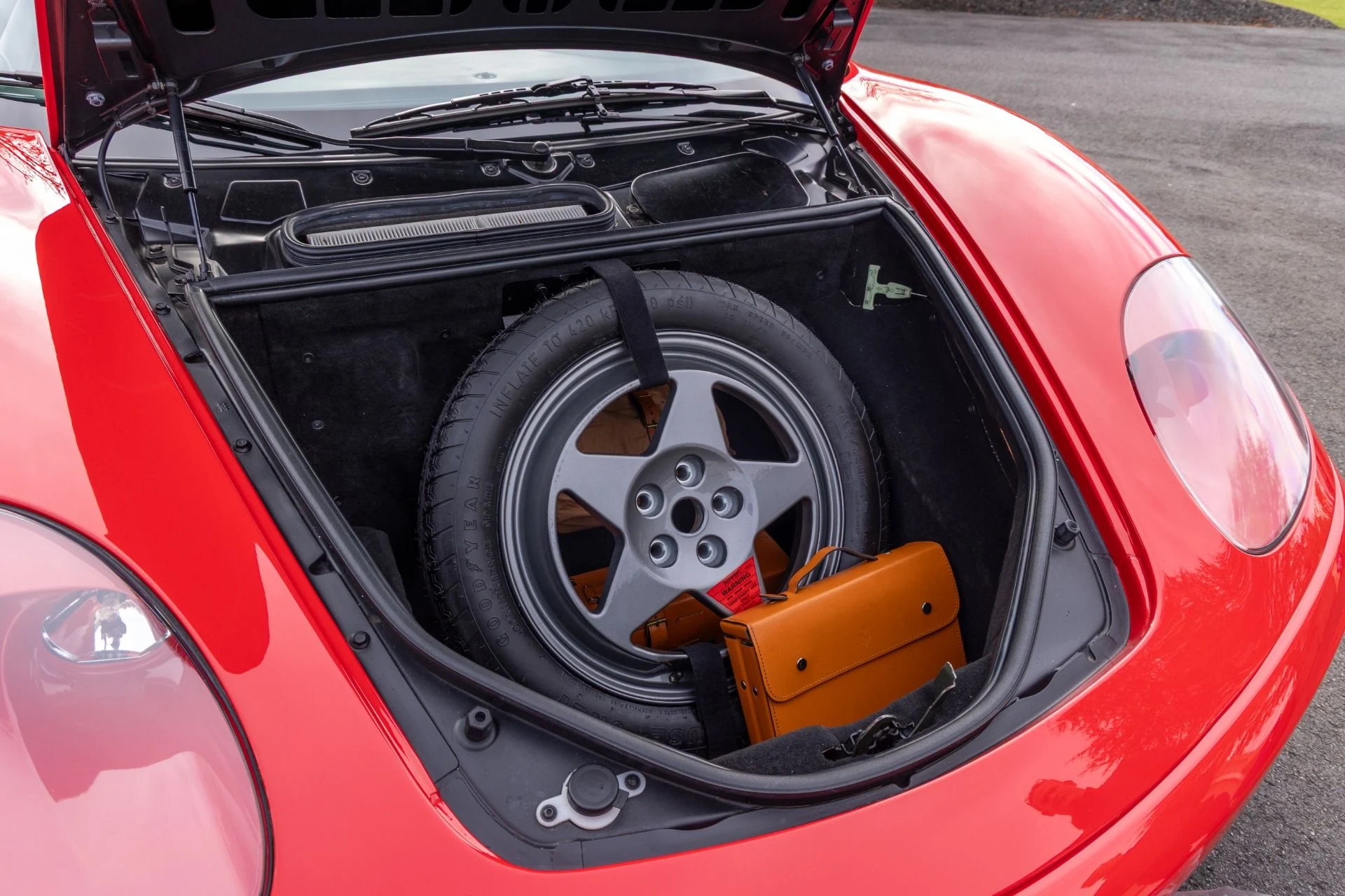 mph019_2418833557_Used_2004_Ferrari_360_Spider_6_Speed_Manual_1763151802_5a80705970