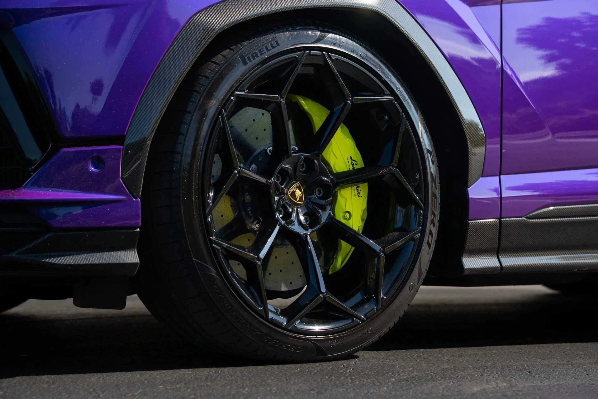 mph019_2418987001_Used_2023_Lamborghini_Urus_Performante_1771690657_8808cd6818