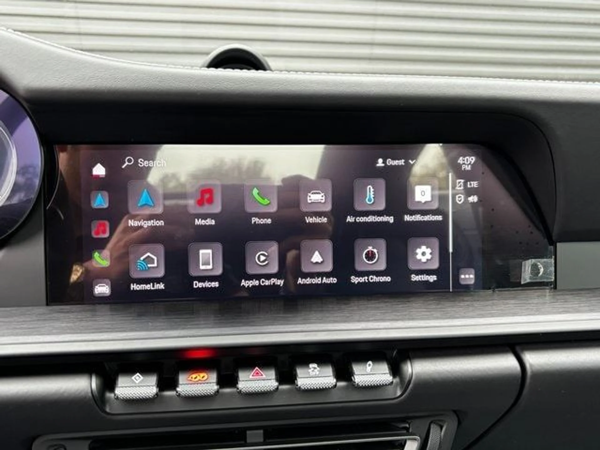 mph019_2425045543_0e95b8d733299d77133c71f71272d1dcx_ad5cb54920