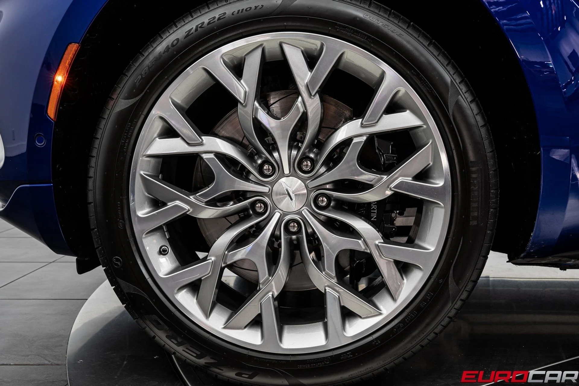 mph019_2425740835_image_20_6351814da2