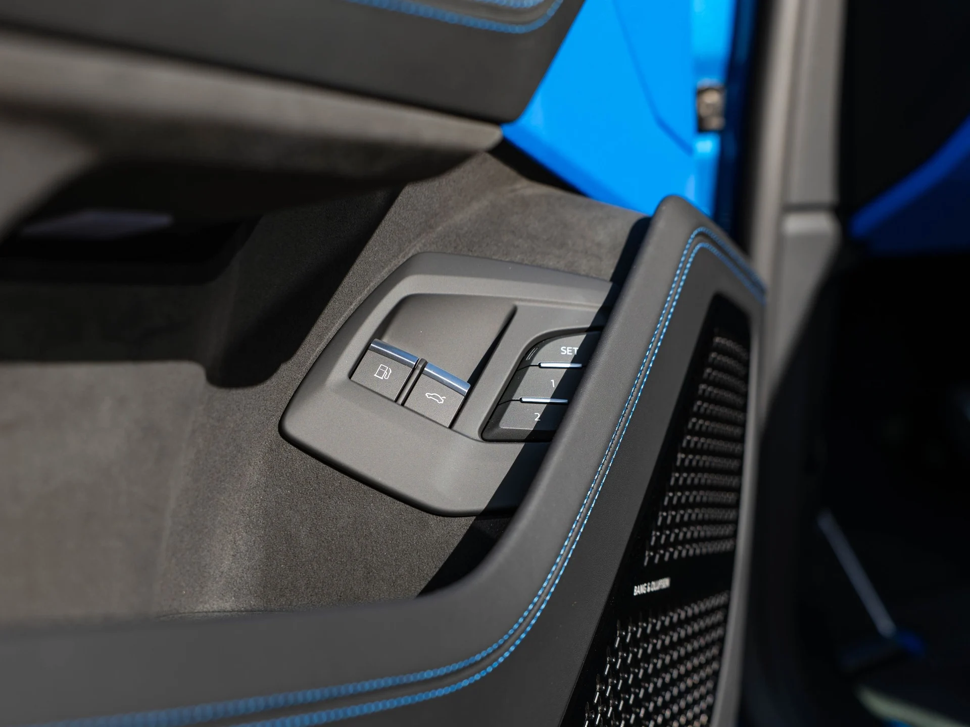 mph019_2425945800_97d618a8d30c44a1a4e29068656c6f2d_07d7f96387