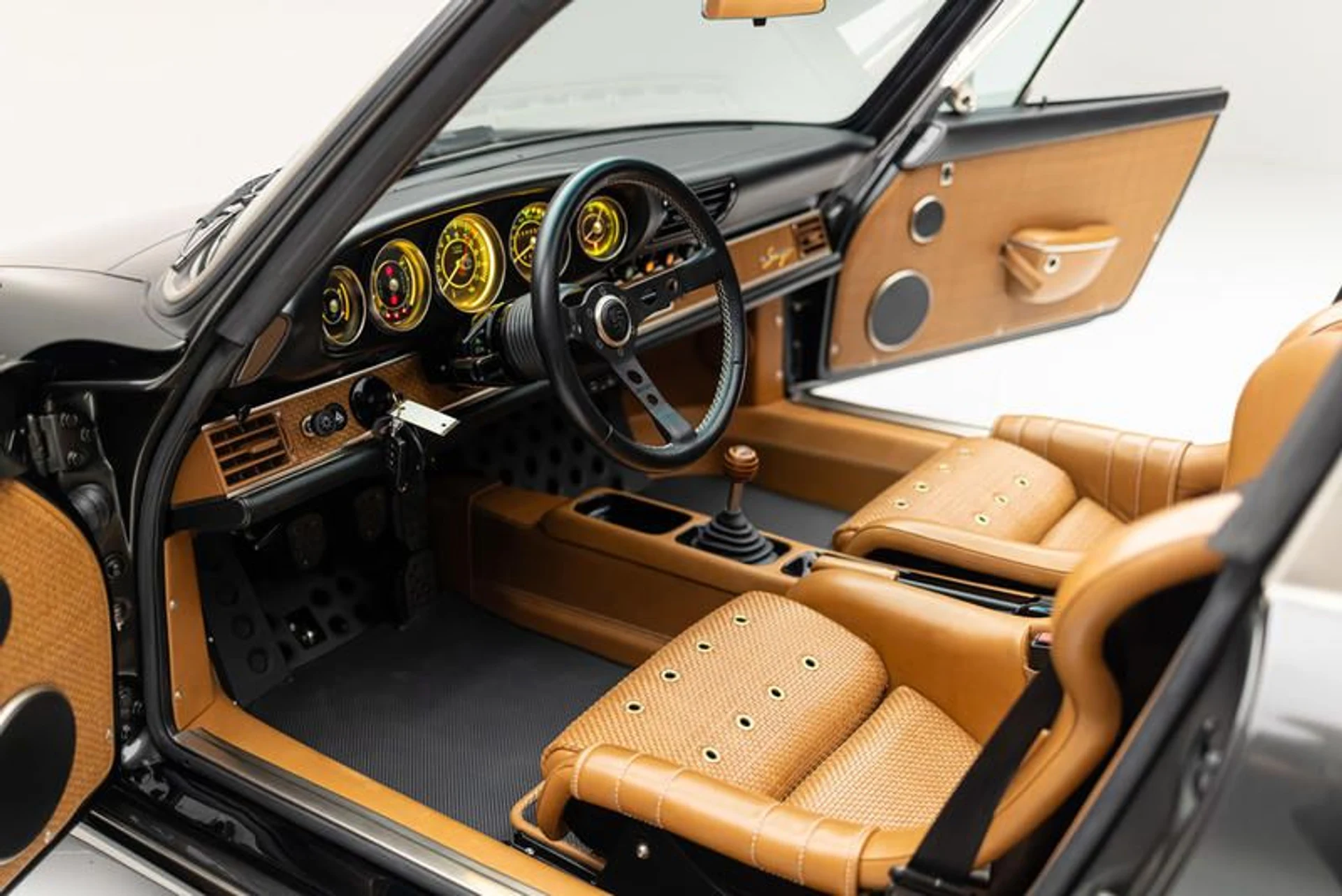 mph019_2433707442_22_B1898_F_01_FA_4_C12_8259_712_BEBDEA_4_FD_c9d582a331