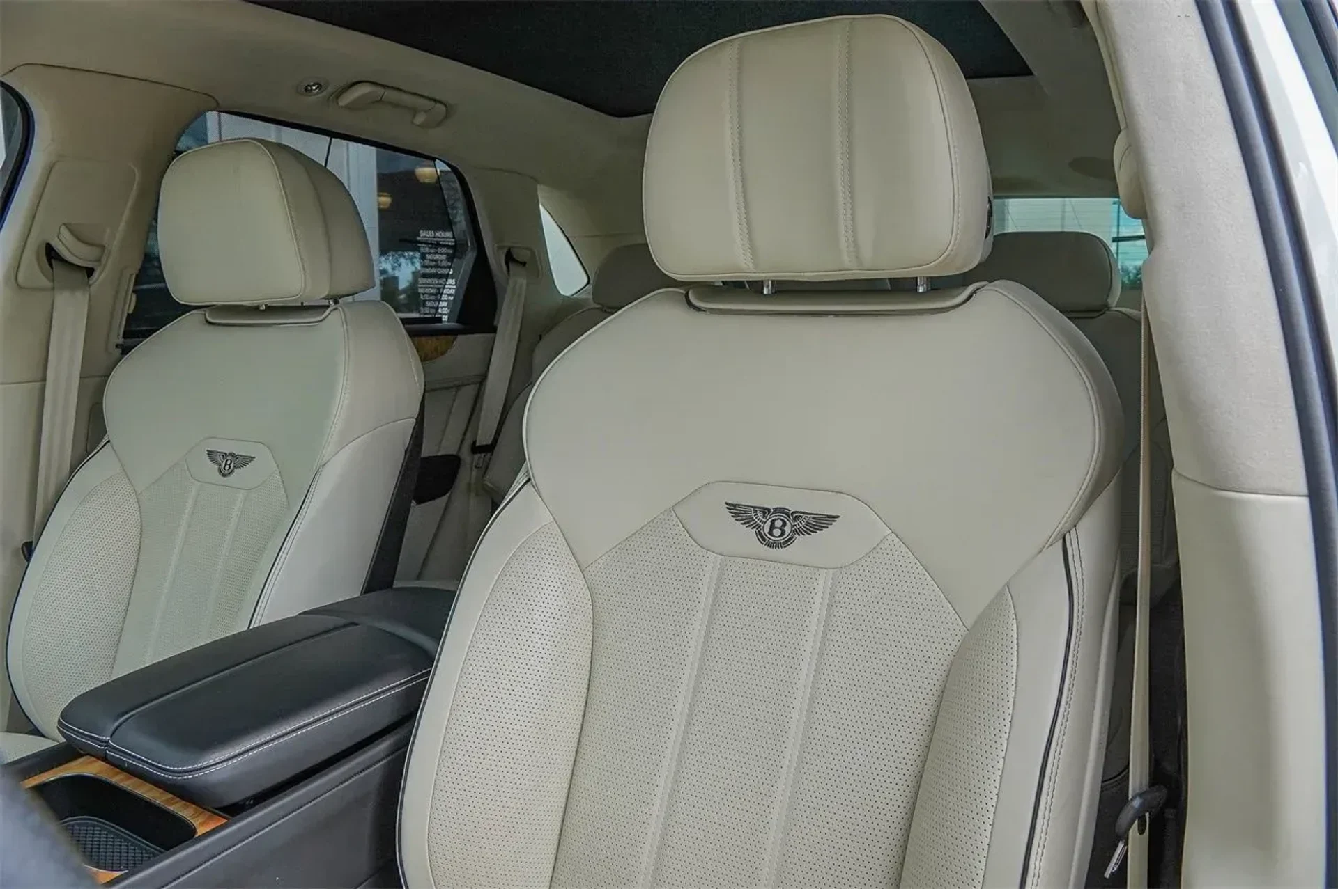 mph019_2436103131_3b4e21e1bd9d4d26b465d52ed9cddd49_eff28922be