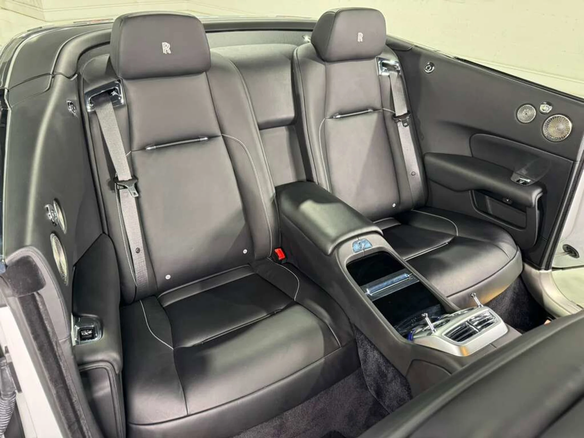 mph019_2450393835_487b6e27fc7e19d936a8ecd92ada692b_f9a70c1290