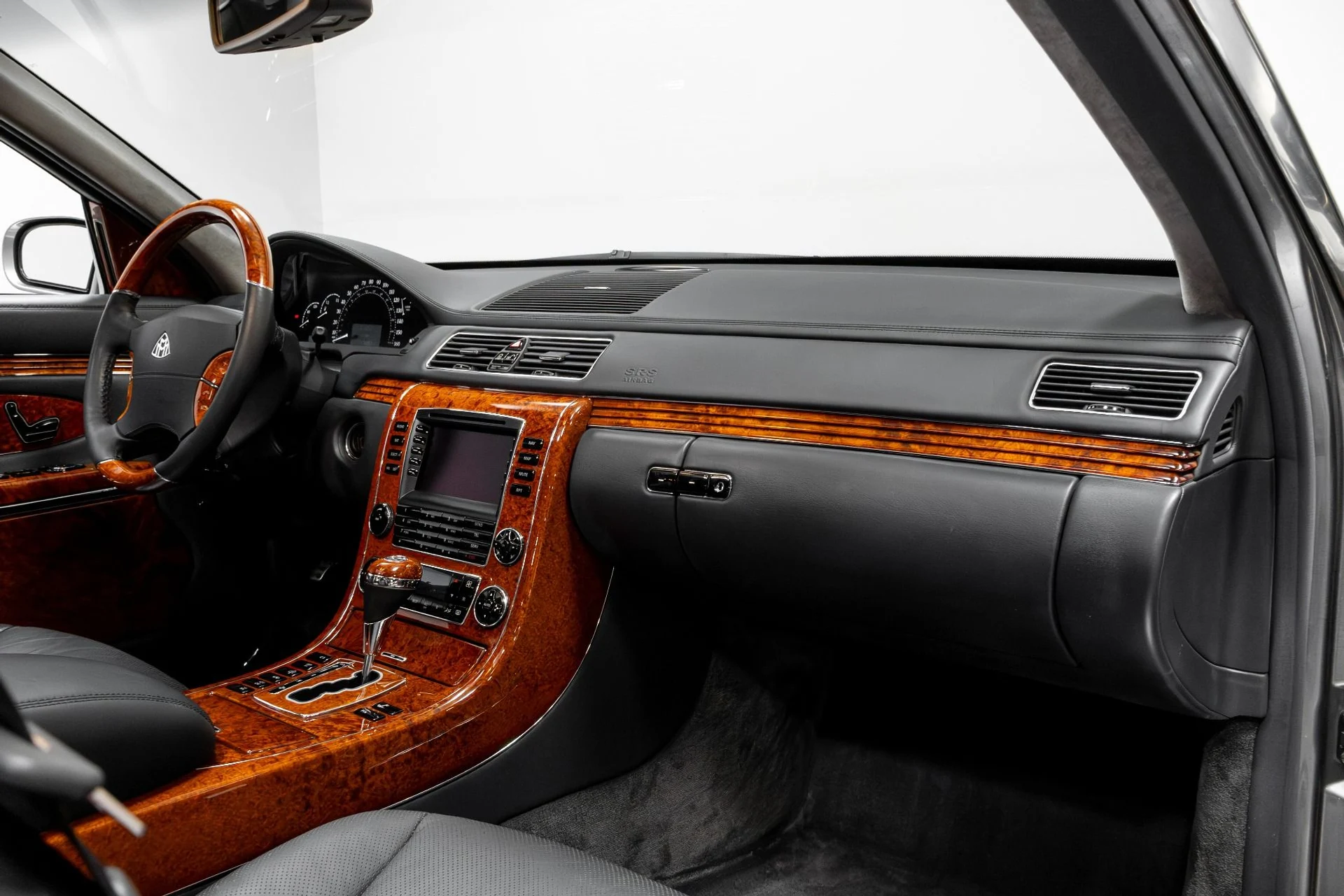 mph019_2459847576_Used_2004_Maybach_57_1769486757_4979e00b3f