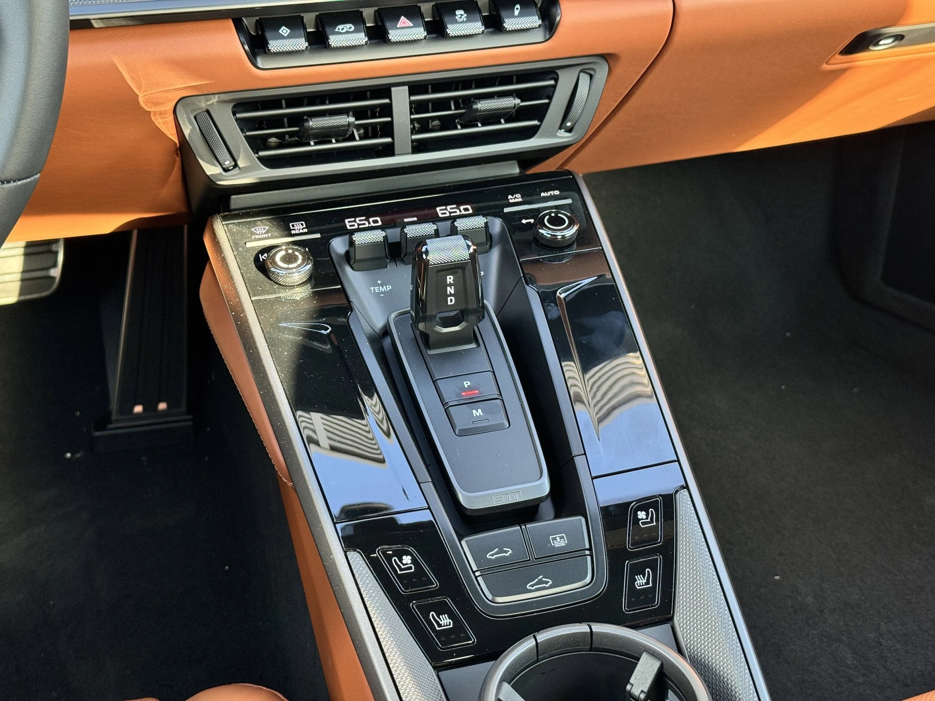 mph019_2460122764_e521dfa66b945ab862d0a4c8e4485e34x_2f8d52dee7