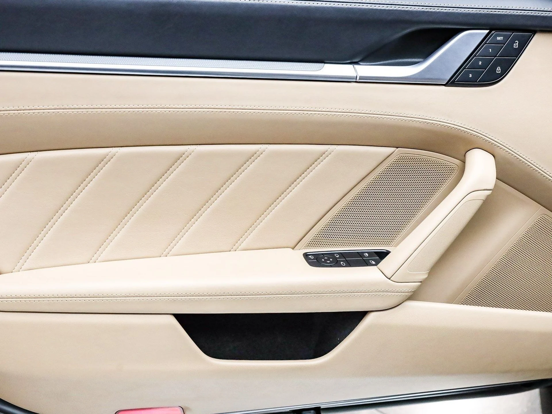 mph019_2466979742_1b9f1b84ab83a722cbef2e87cb8732efx_7a2237abca