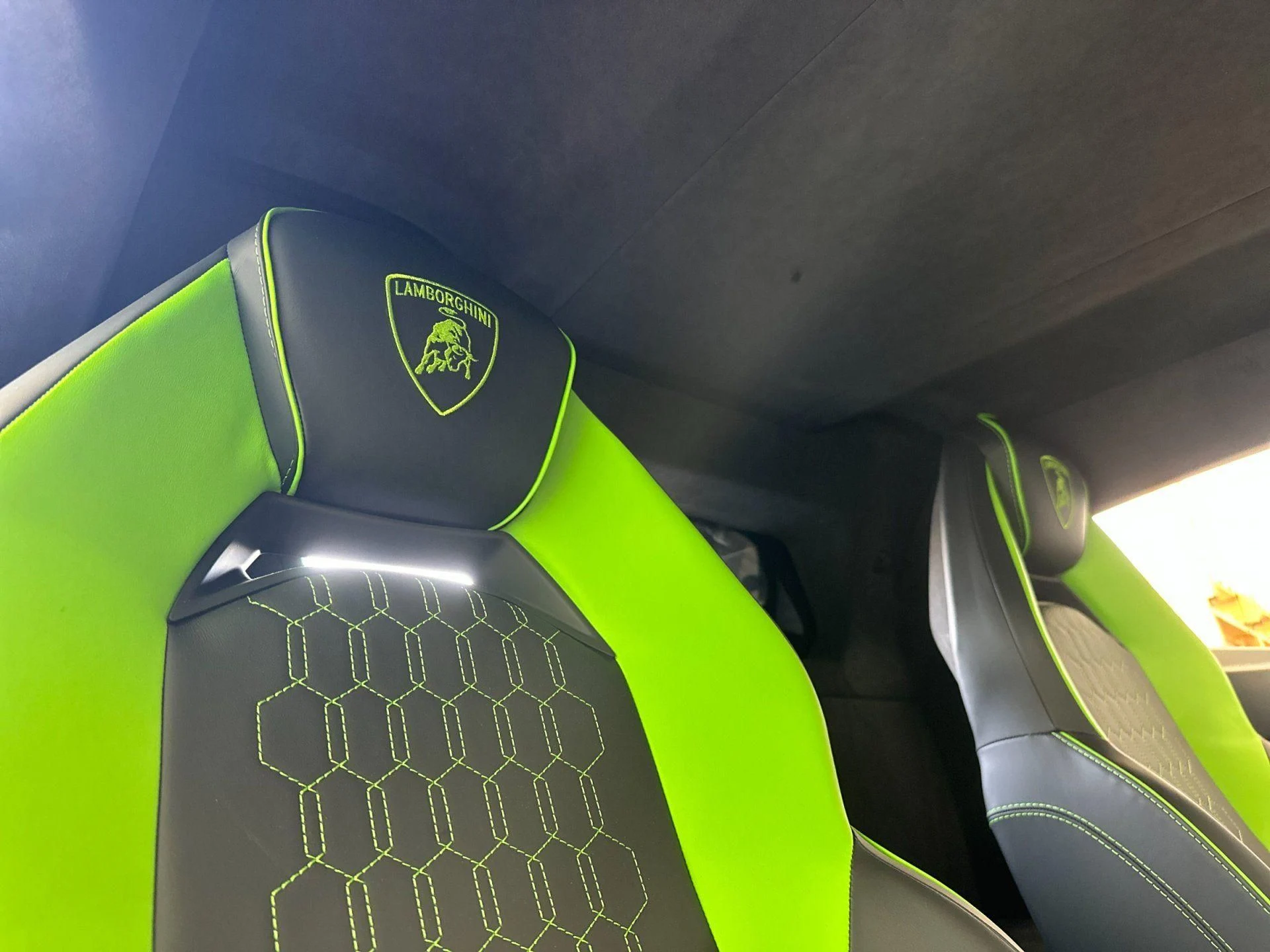mph019_2468626326_New_2026_Lamborghini_Revuelto_Coupe_1781861202_193103b482