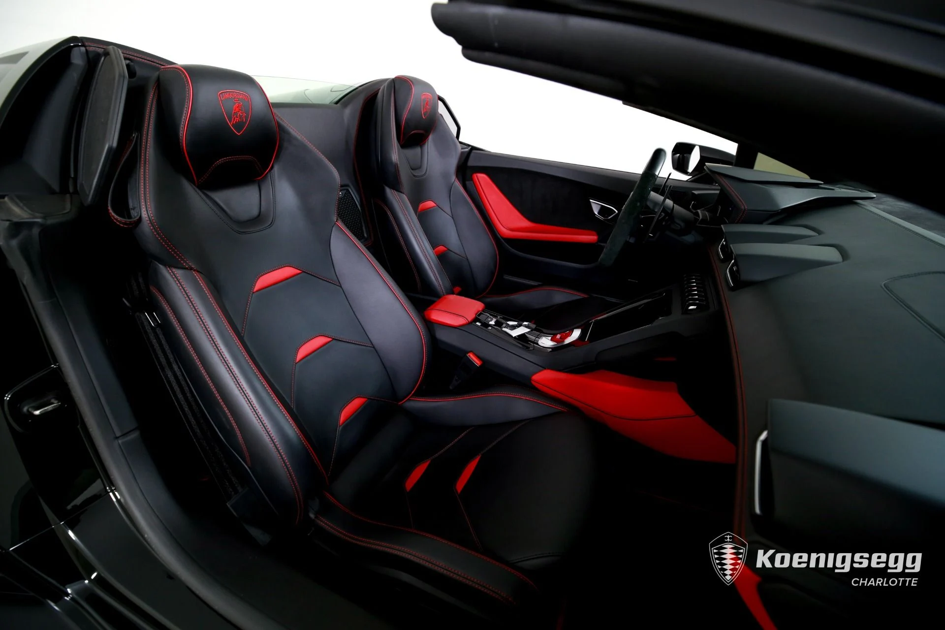 mph019_247141710_Used_2023_Lamborghini_Huracan_EVO_Spyder_1761056229_815bc46a74