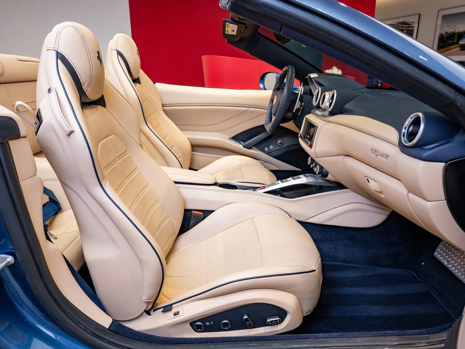 mph019_2475107662_20_a18b2a4145