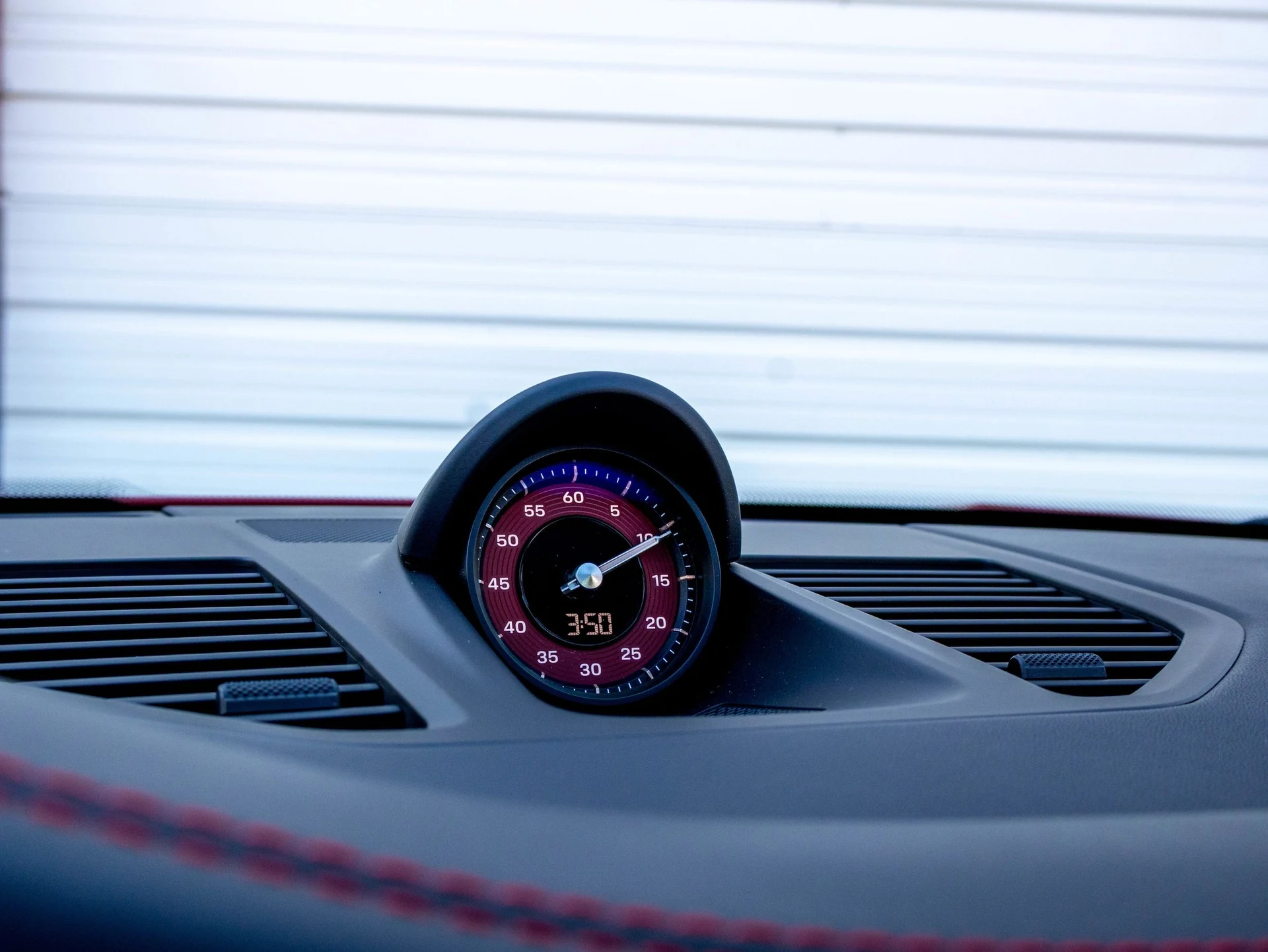 mph019_247511209_690743077f3a5b60662524e5125f0d22x_234795bb7d