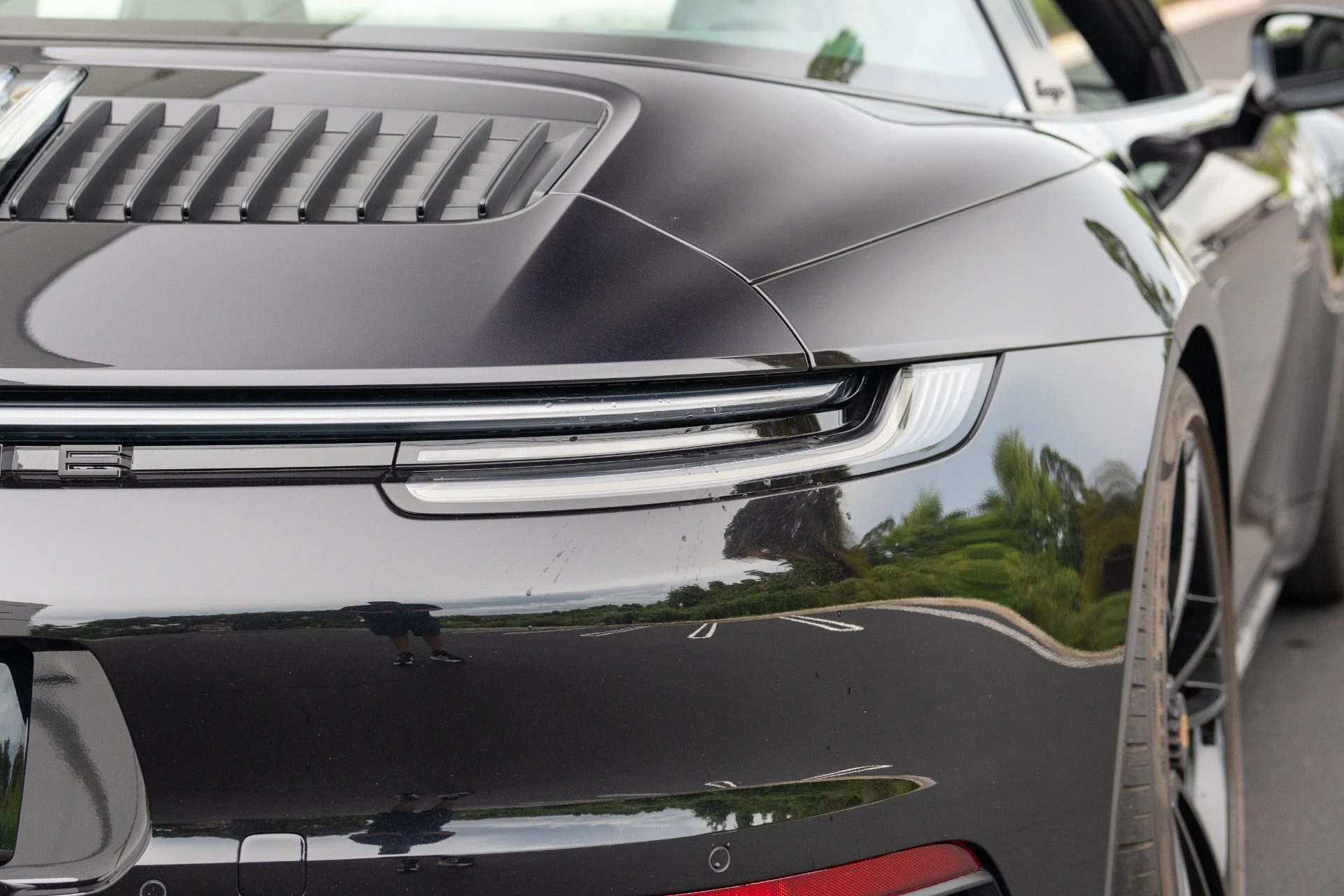 mph019_2475297416_Used_2024_Porsche_911_Targa_4_GTS_1758664261_ed8cf91c44