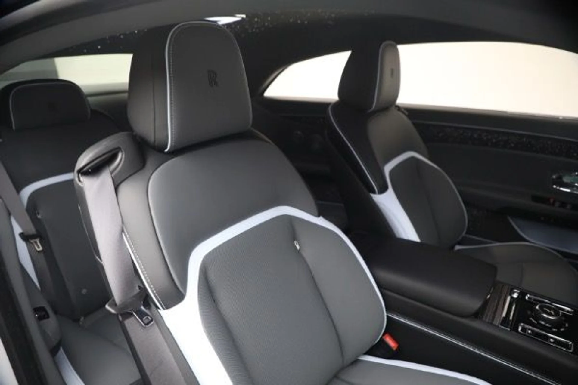 mph019_2476312276_Used_2026_Rolls_Royce_Spectre_d7724ac265